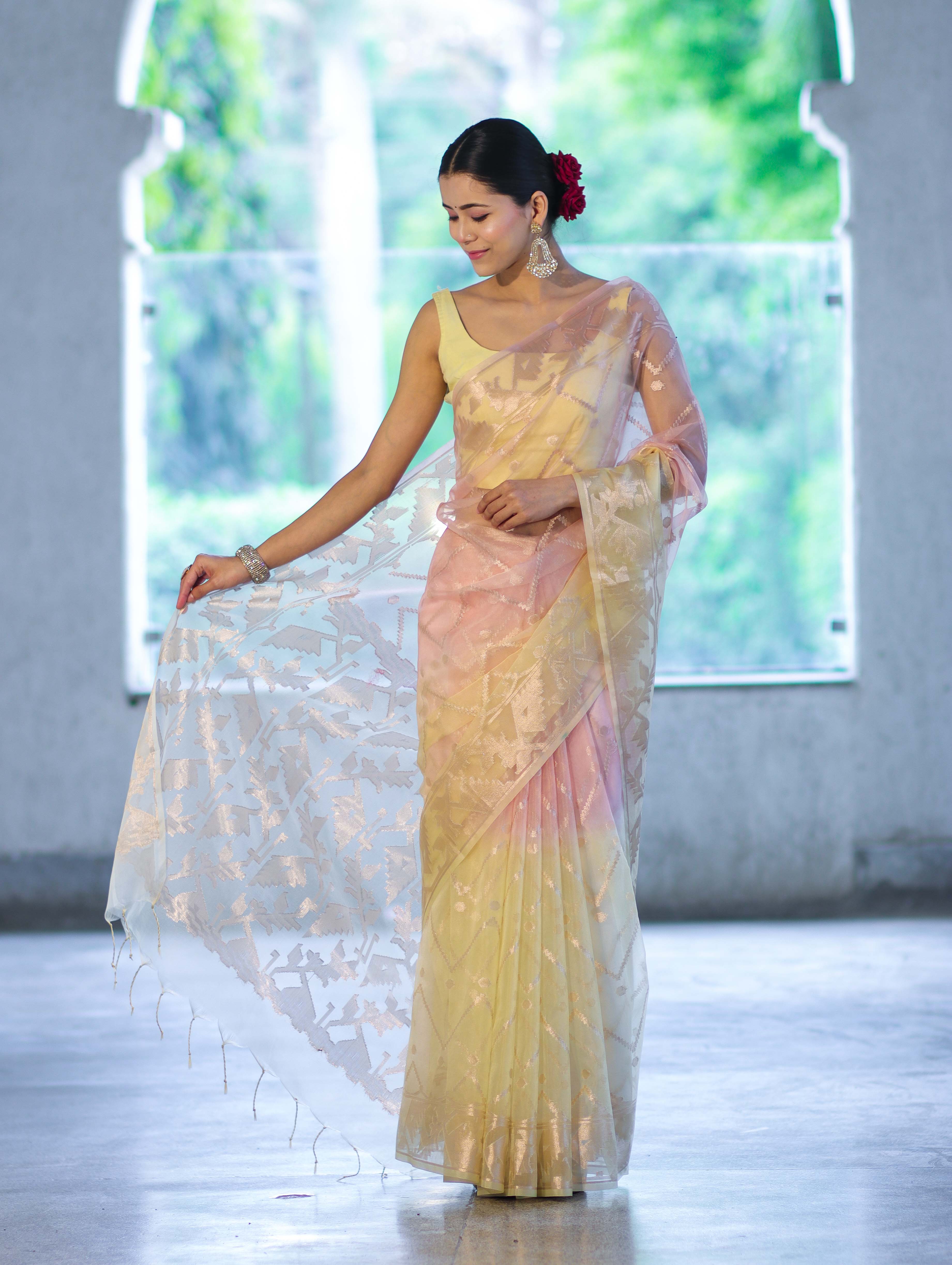 Banarasee Dual Color Organza Saree With Zari Jaal Design-Peach & Light Yellow