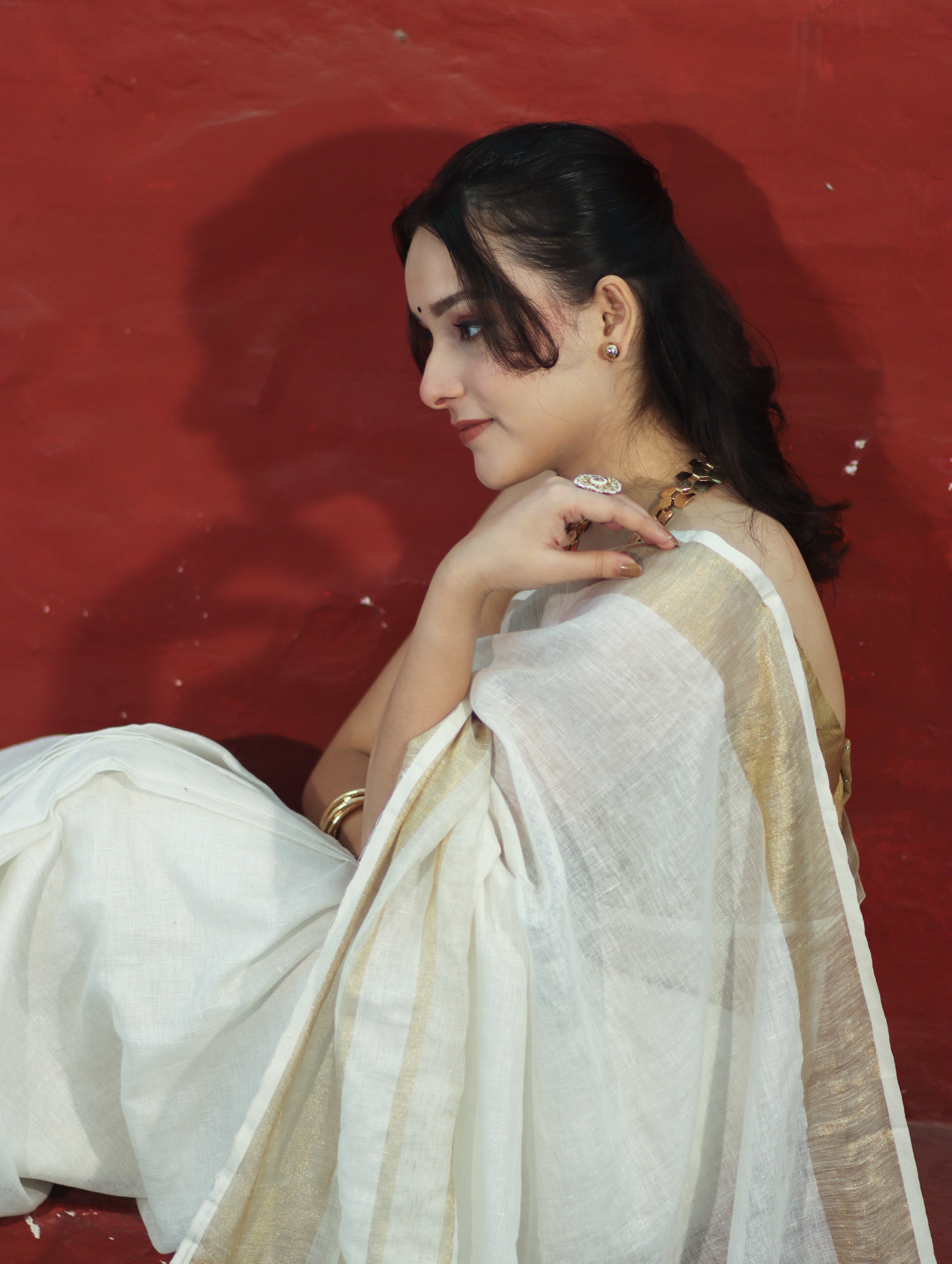 Banarasee Handloom Pure Linen Saree With Gold Zari Border-White