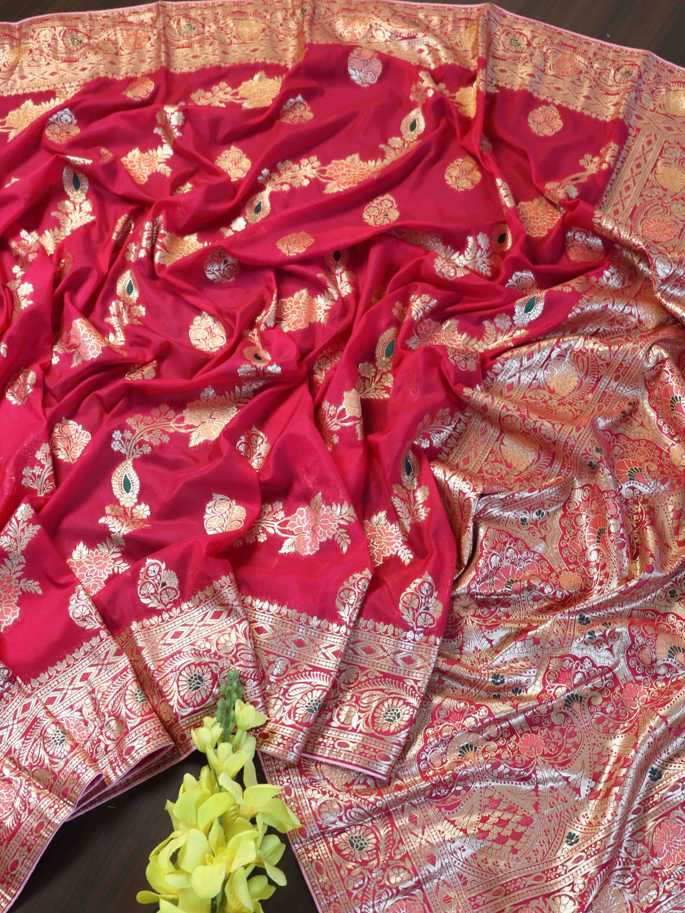 Cream White Silk Saree with Floral Prints and Contrasting Pink Zari Border main image 1