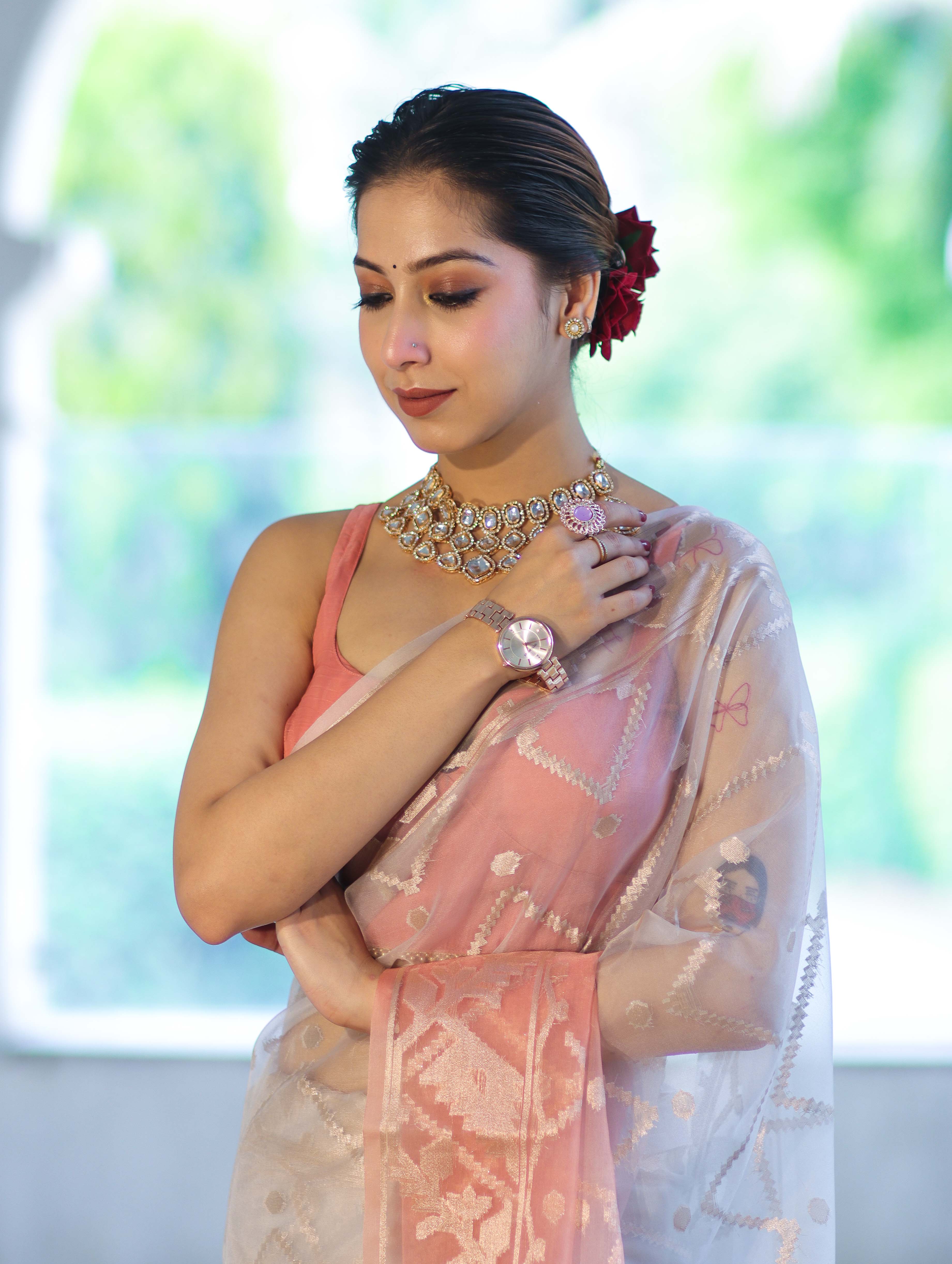 Banarasee Dual Color Organza Saree With Zari Jaal Design-Silver & Peach