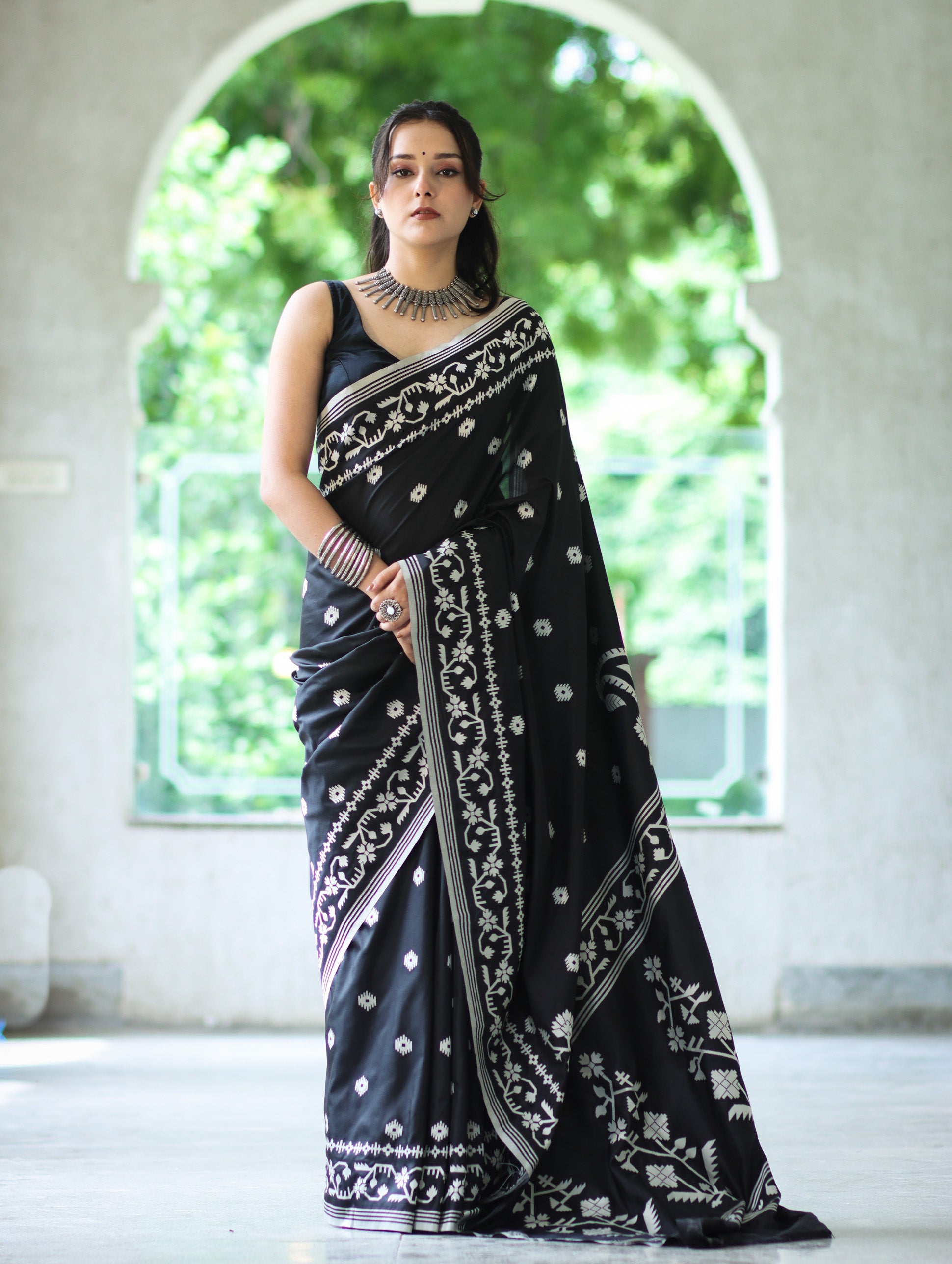 Banarasee Handloom Semi Silk Saree With Resham Geometric Design & Border-Black