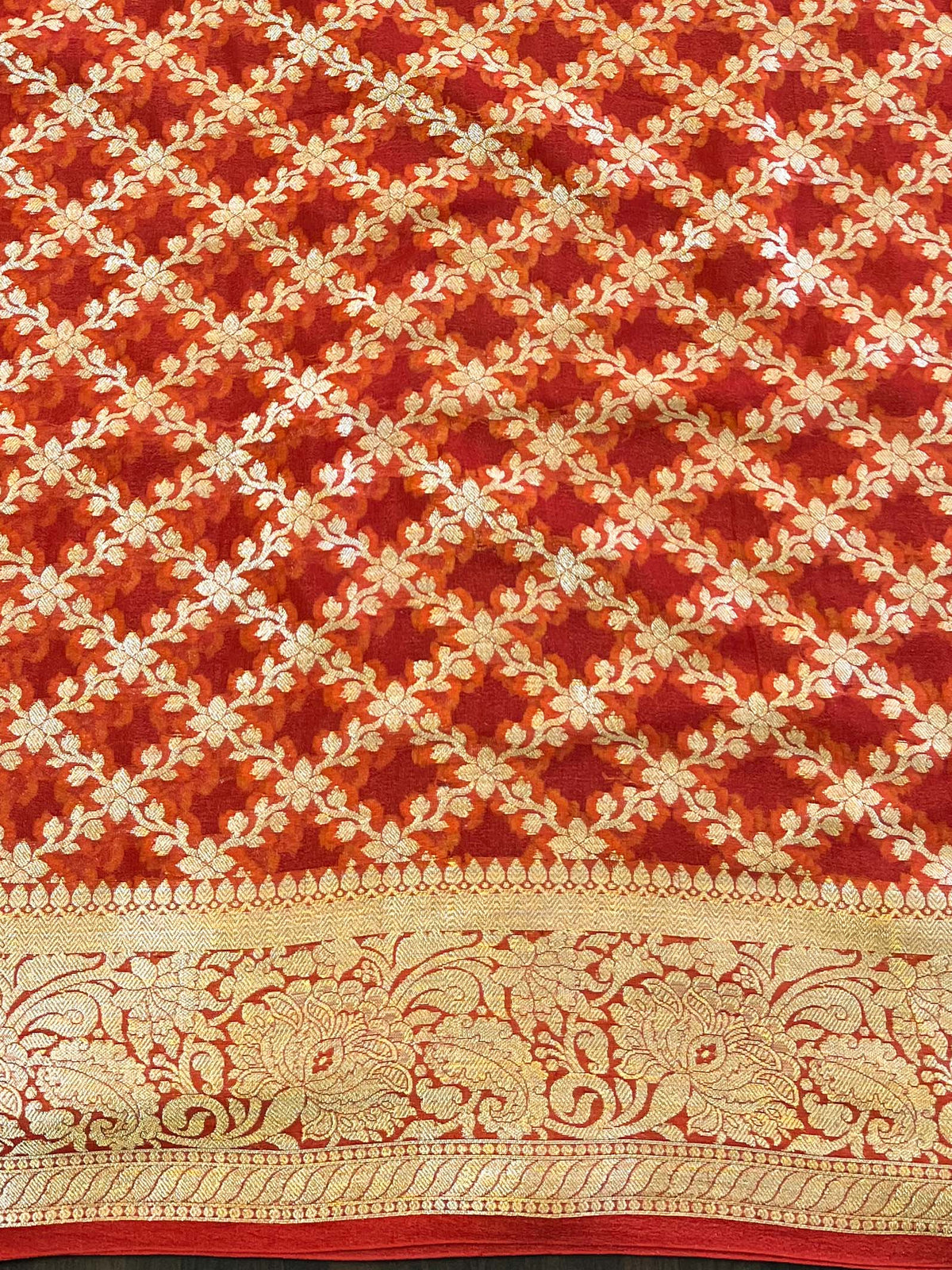Red Traditional Art Silk Saree With Zari Handloom Border & Tassels main image 0