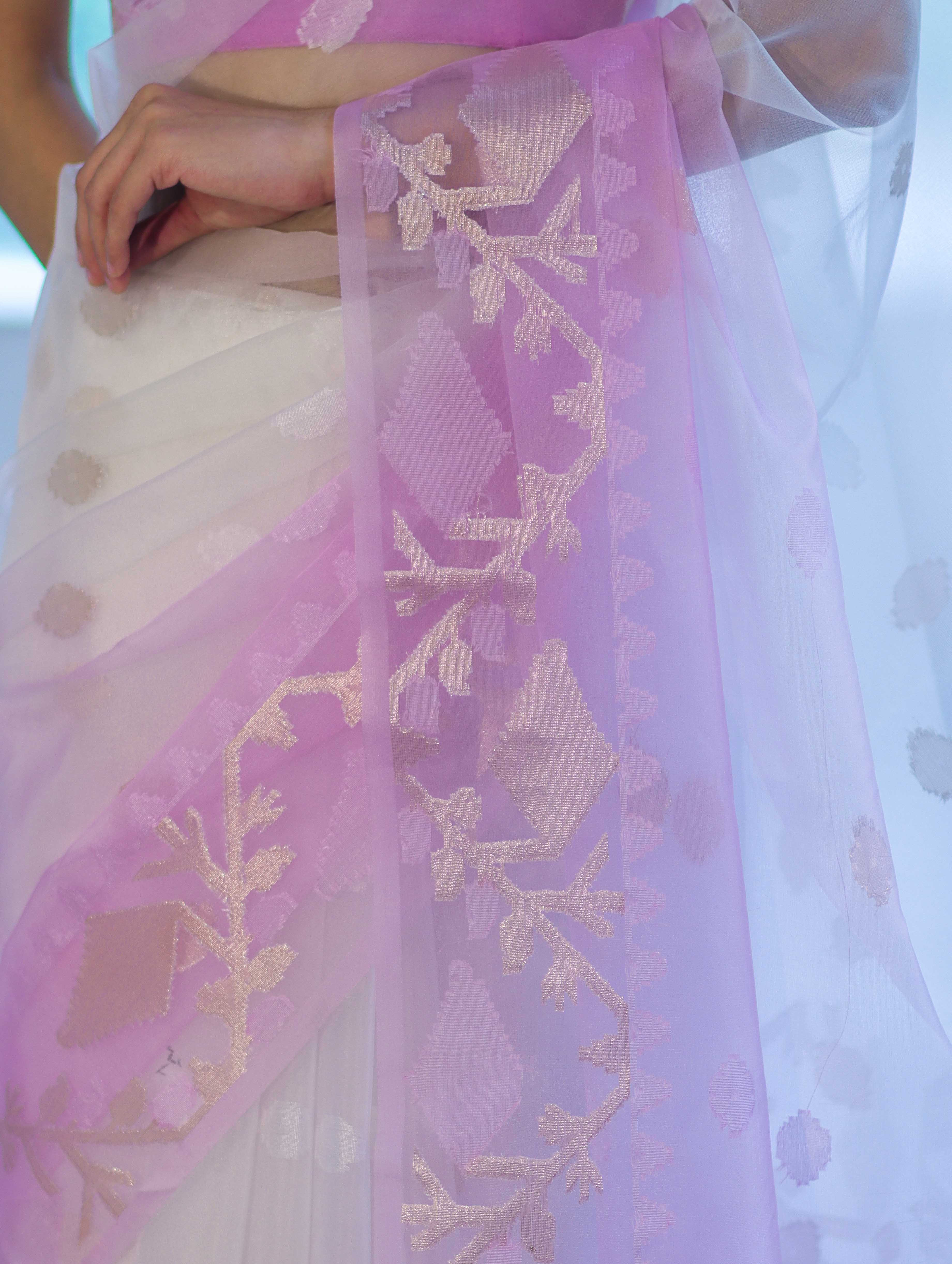 Banarasee Dual Color Organza Mix Saree With Resham & Zari Work-Pink & Off White