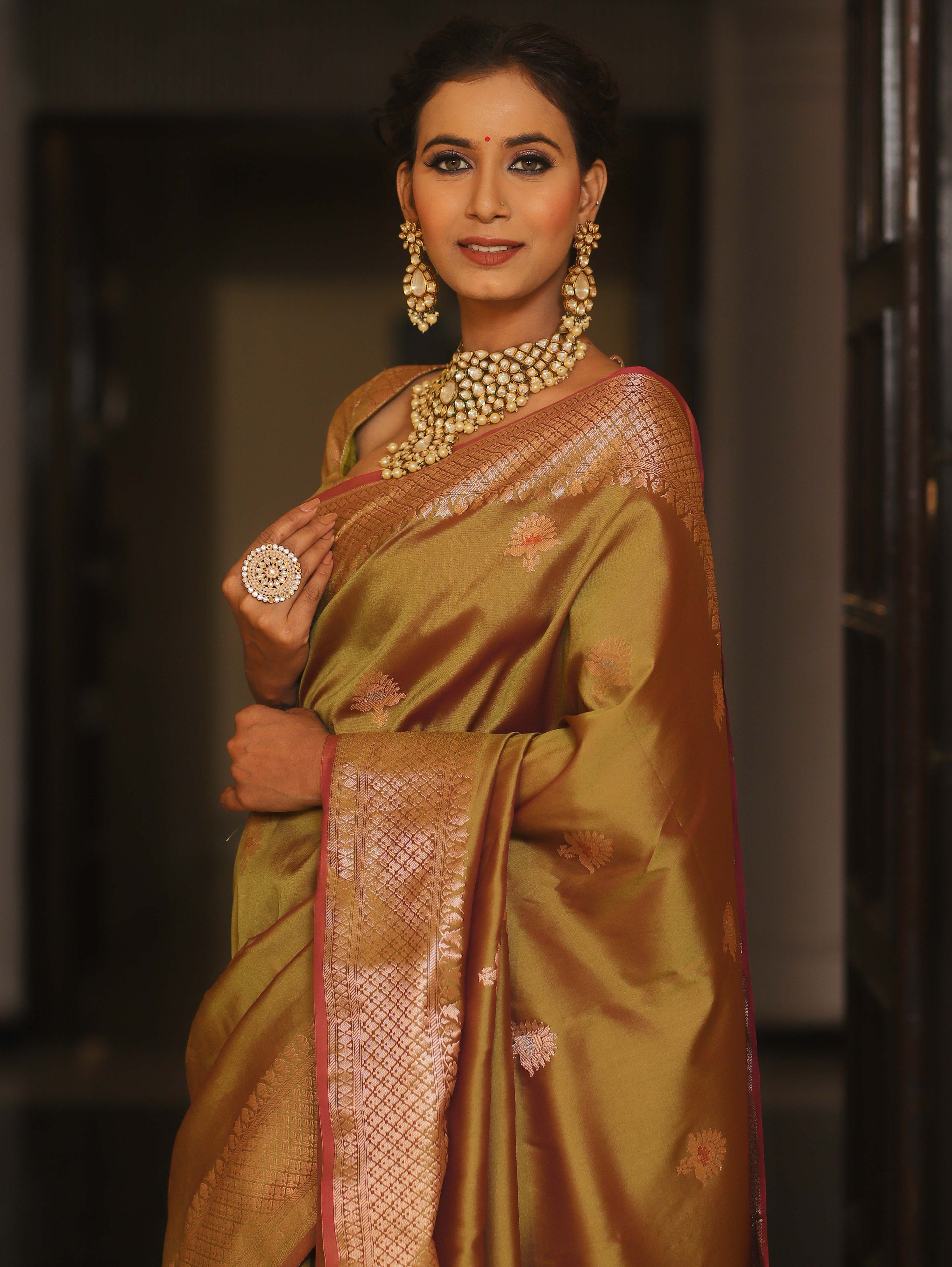 Banarasee Handwoven Dual Tone Semi Silk Saree With Zari Buti-Olive Green