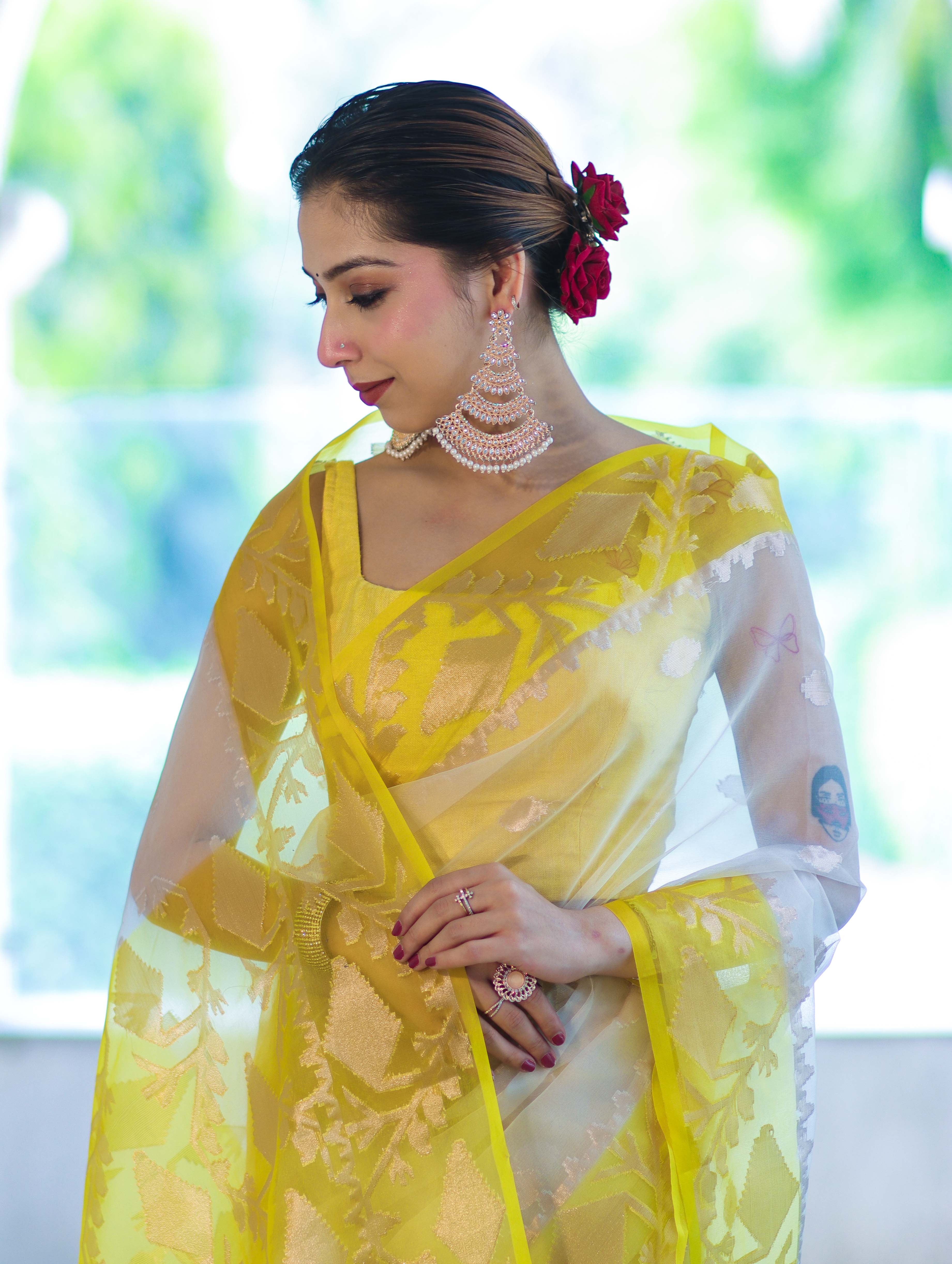 Banarasee Dual Color Organza Saree With Resham & Zari Work-Off White & Yellow