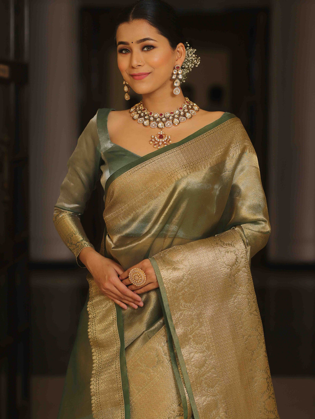 Banarasi Tissue Saree With Zari Weaving & Scallop Border - Green