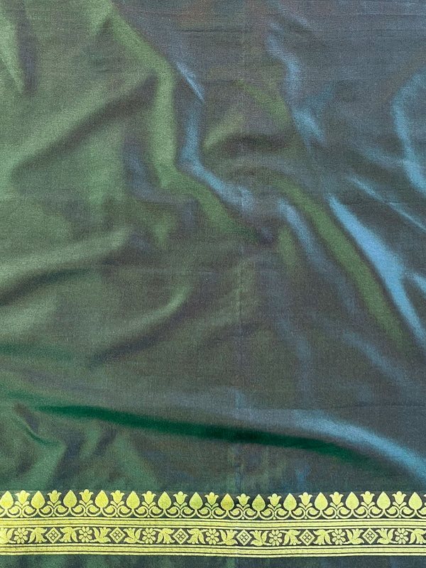 Banarasee Handwoven Semi-Katan Tanchoi Weaving Floral Border Saree-Deep Green