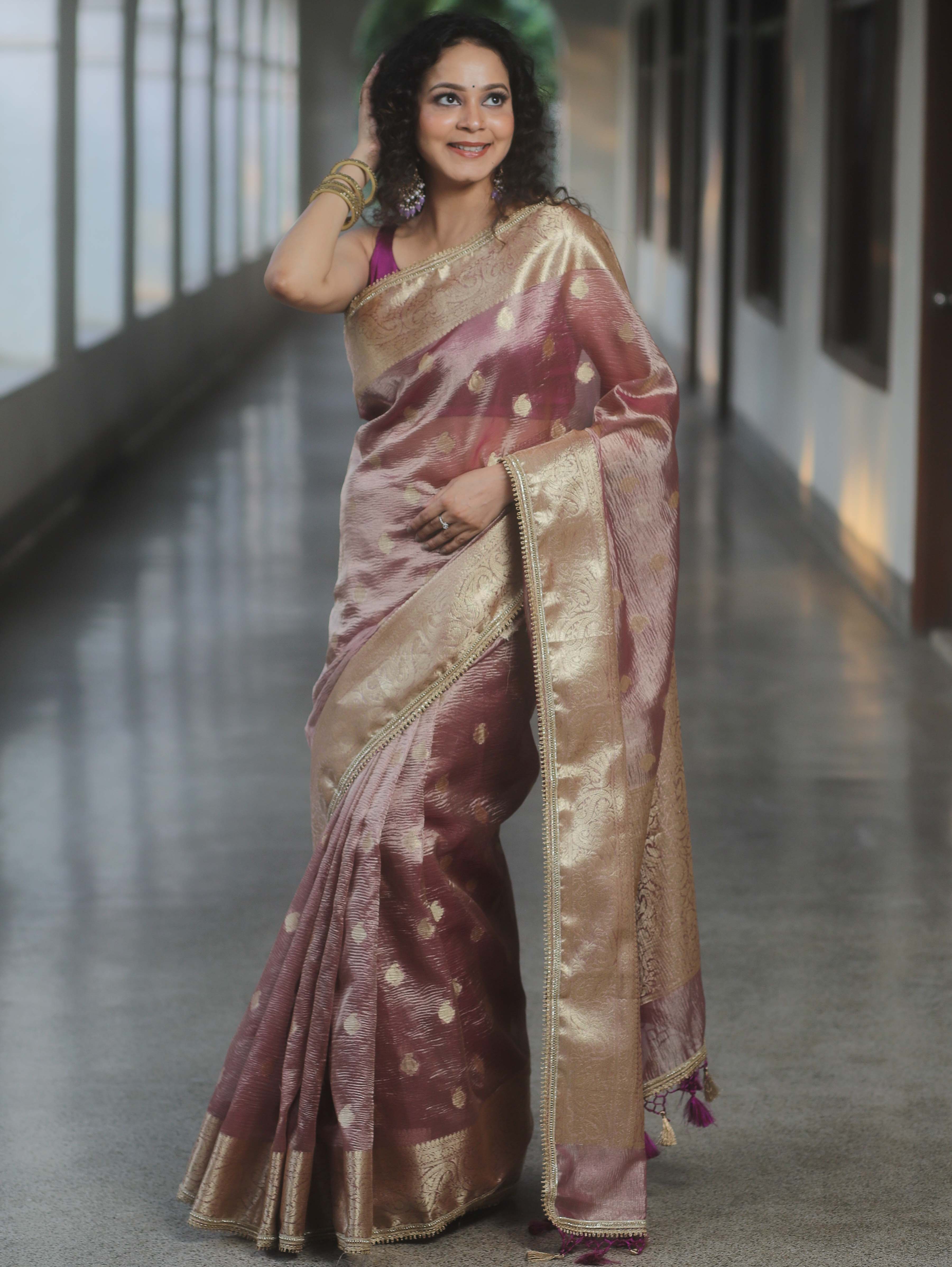 Banarasee Handwoven Crushed Tissue Saree Zari Border With Lace-Magenta