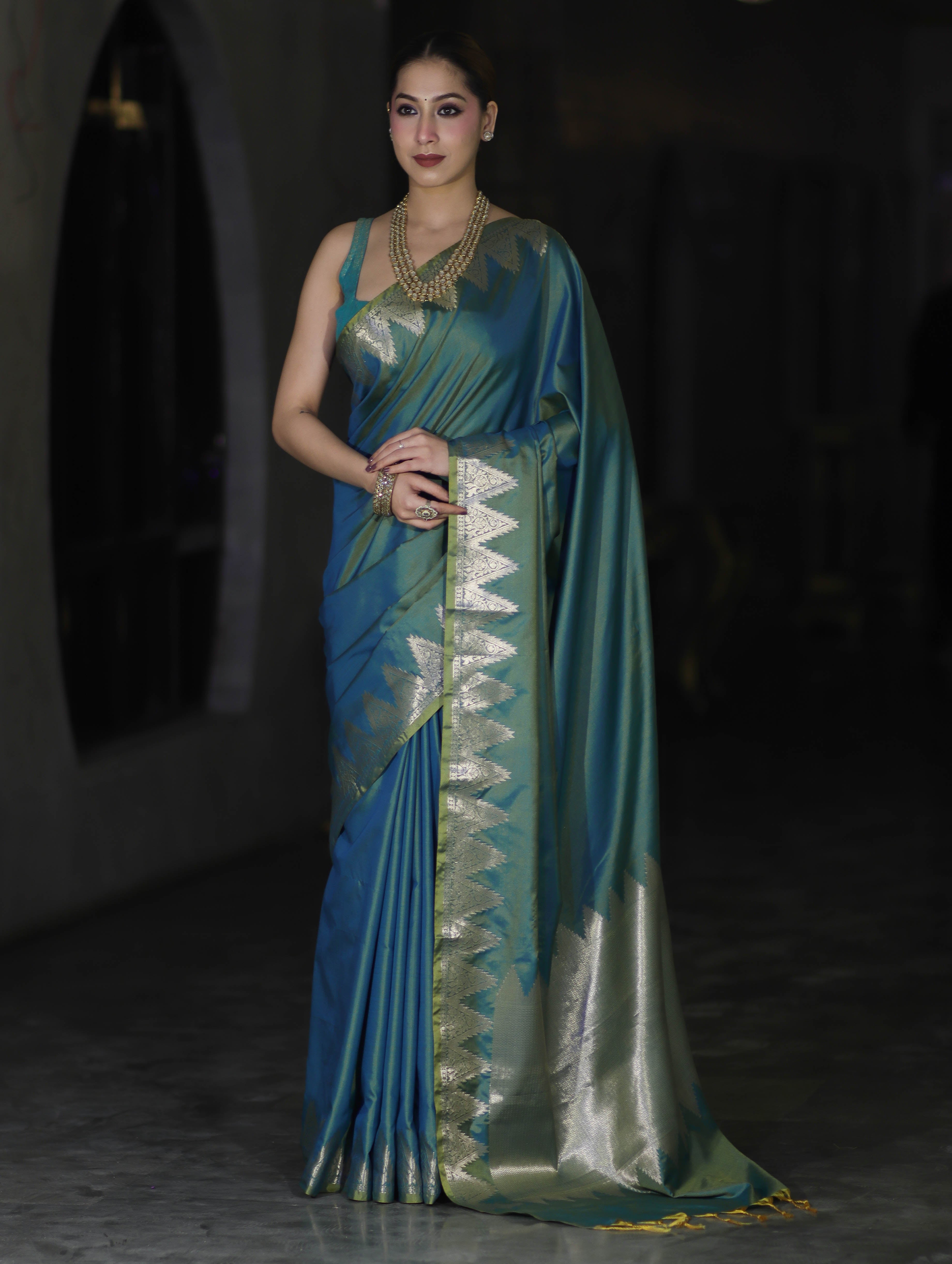 Banarasee Handloom Dual Tone Semi Silk Saree With Zari Border-Teal Green