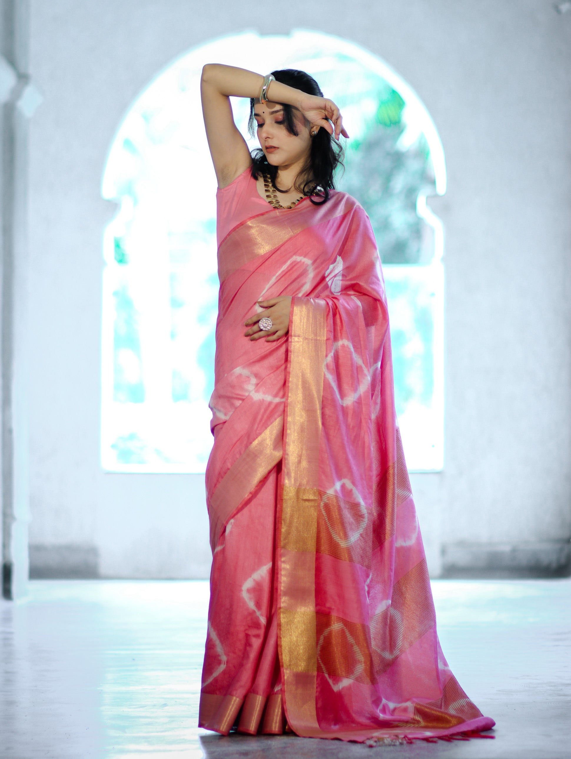 Banarasee Handloom Cotton Silk Hand Dyed Shibori Pattern Saree-Pink