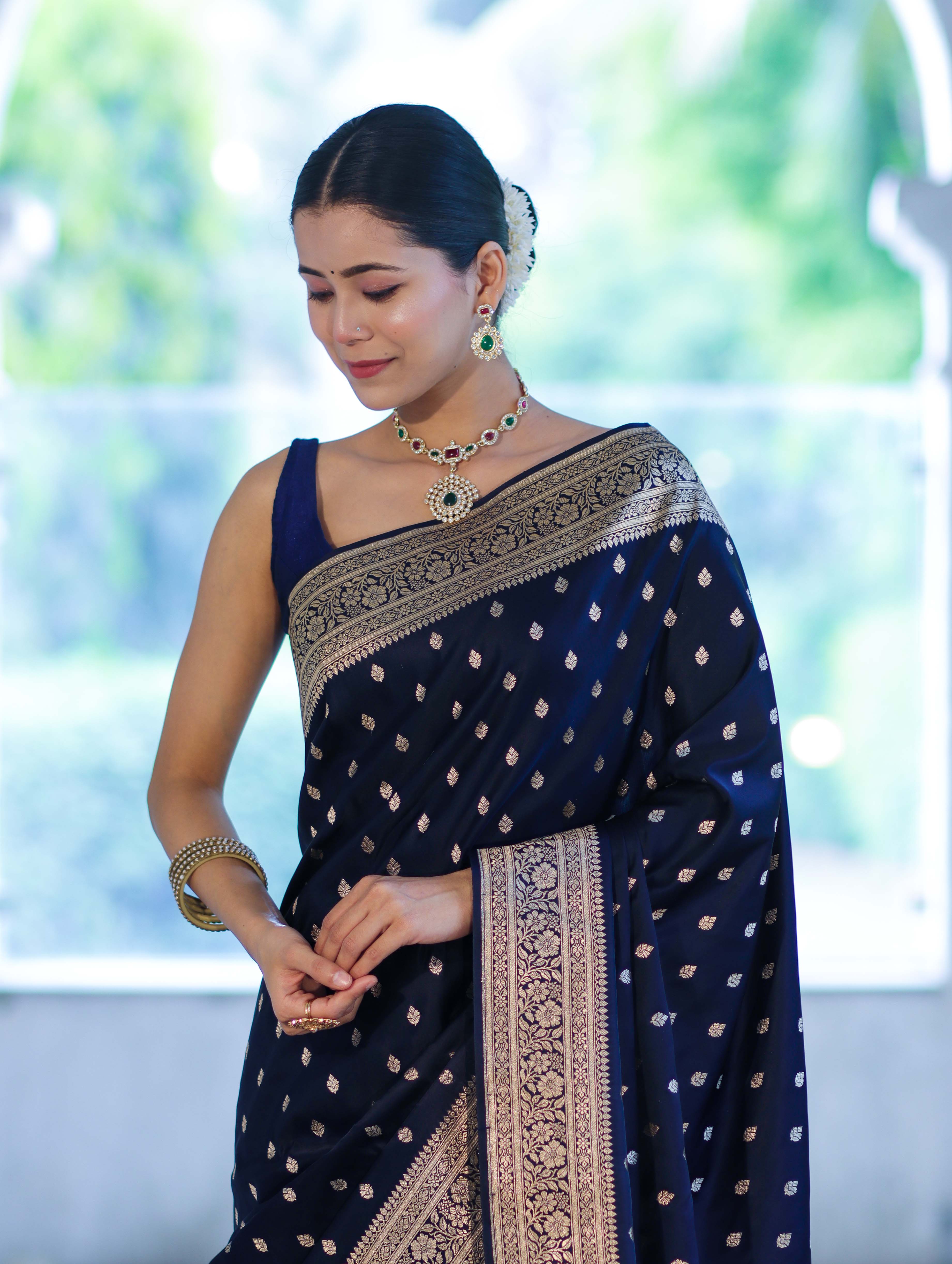 Banarasee Handloom Semi Katan Saree With Buti Work & Border-Deep Blue