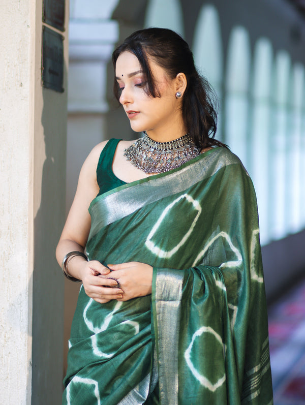 Banarasee Handloom Cotton Silk Hand Dyed Shibori Pattern Saree-Green