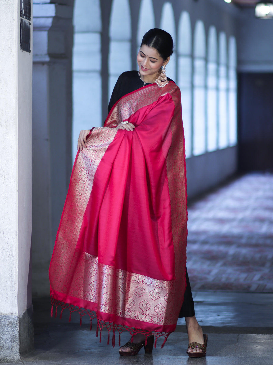 Banarasee Katan Silk Dupatta With Gold Zari Woven Border-Fuchsia Pink