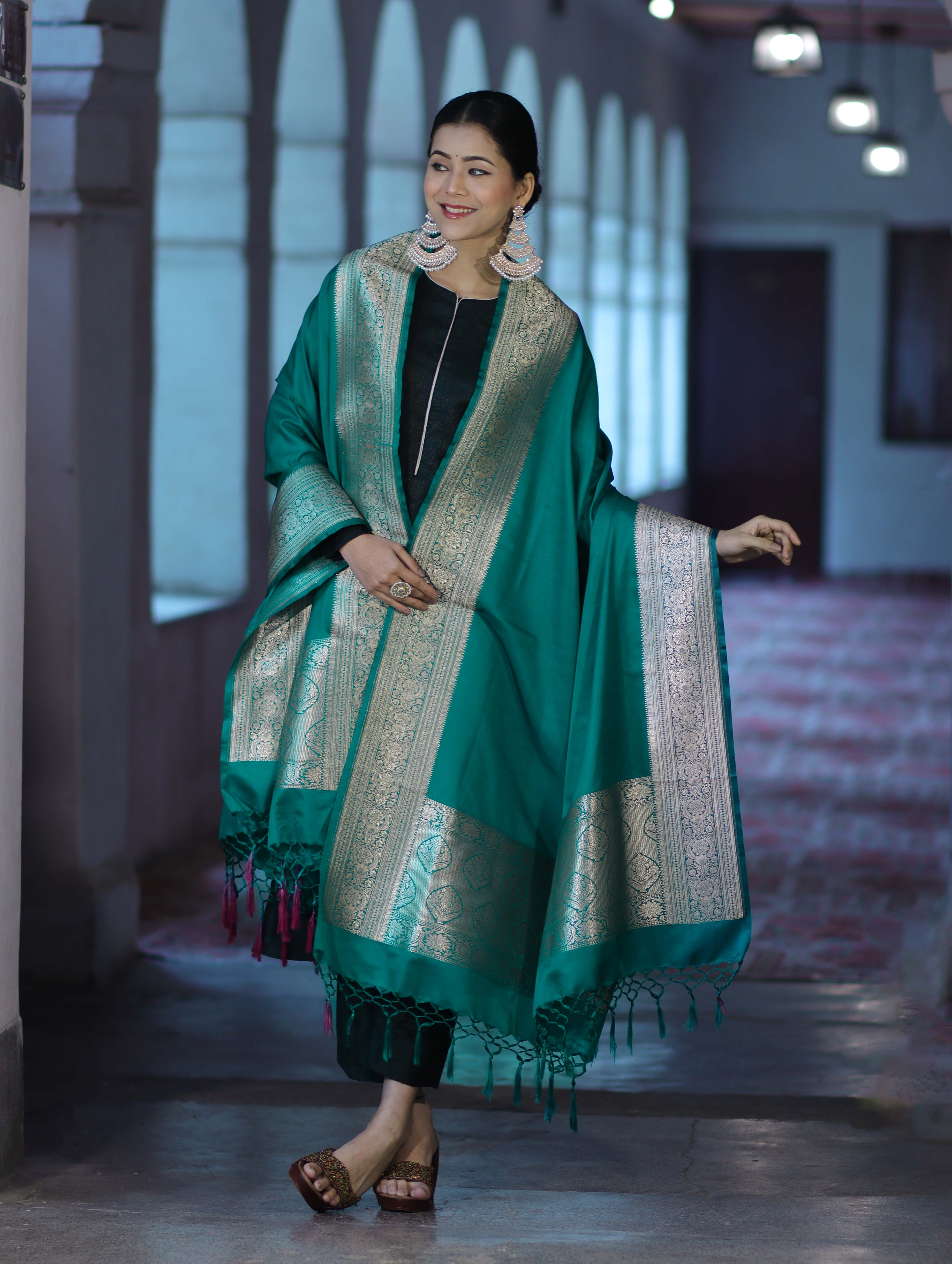 Banarasee Katan Silk Dupatta With Gold Zari Woven Border-Emerald Green