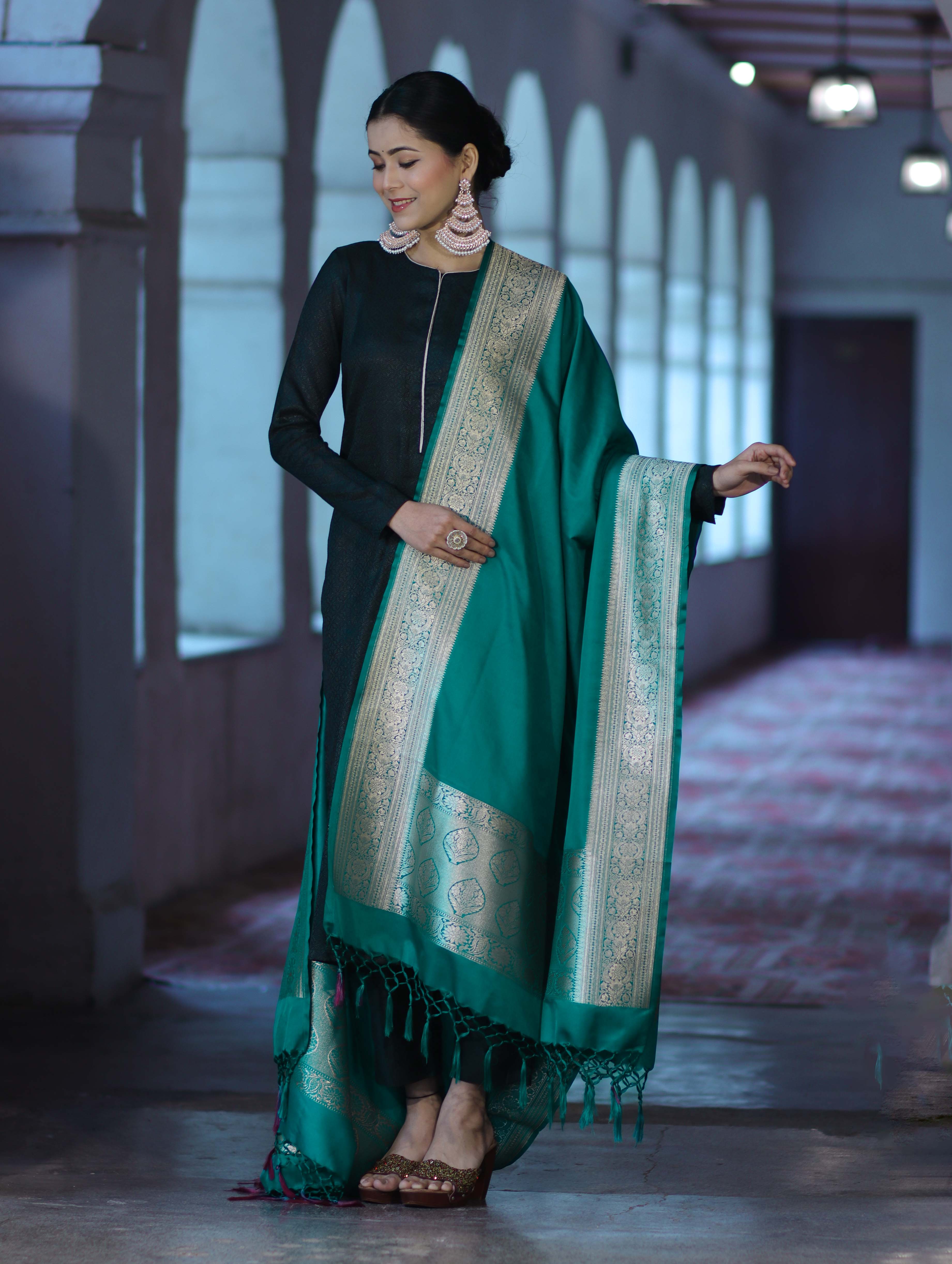 Banarasee Katan Silk Dupatta With Gold Zari Woven Border-Emerald Green