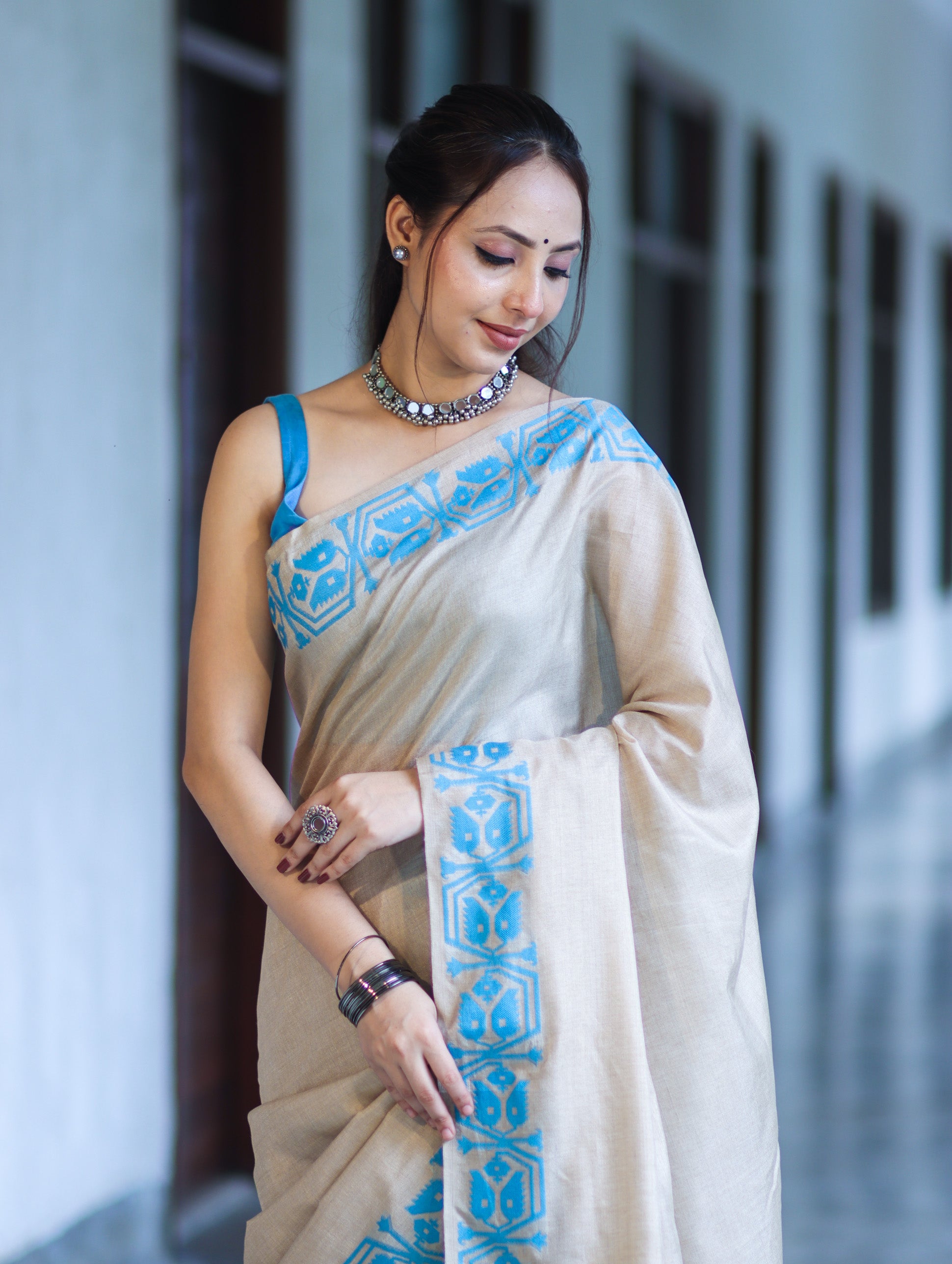 Banarasee Handwoven Semi-Tussar Saree With Contrast Geometric Border-Beige & Blue