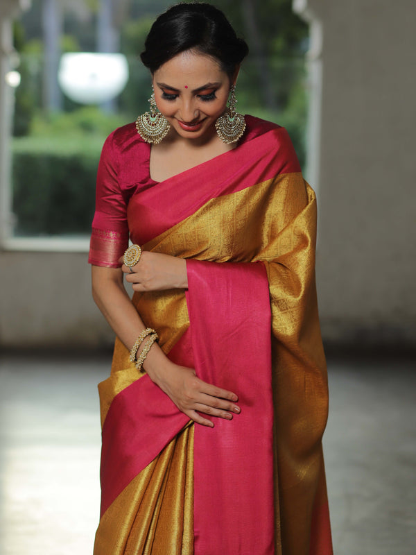 Banarasee Kora Muslin Saree With Self-Weaving Design & Contrast Border-Gold & Pink