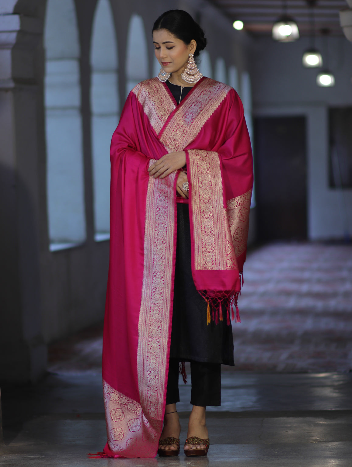 Banarasee Katan Silk Dupatta With Gold Zari Woven Border-Pink