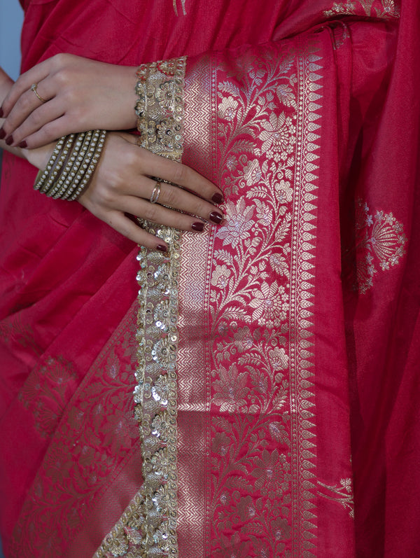 Banarasee Handloom Semi Silk Saree With Sona Rupa Zari Buta Design Floral Border & Lace-Magenta