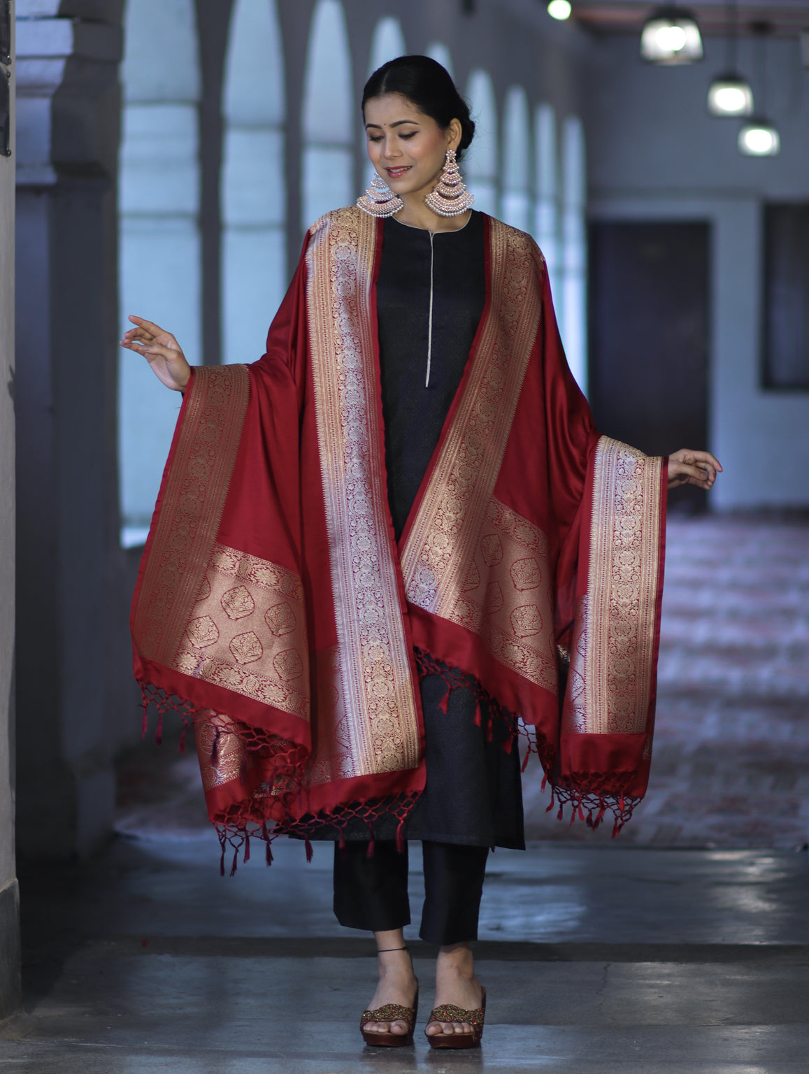 Banarasee Katan Silk Dupatta With Gold Zari Woven Border-Maroon