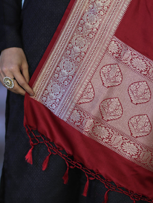 Banarasee Katan Silk Dupatta With Gold Zari Woven Border-Maroon