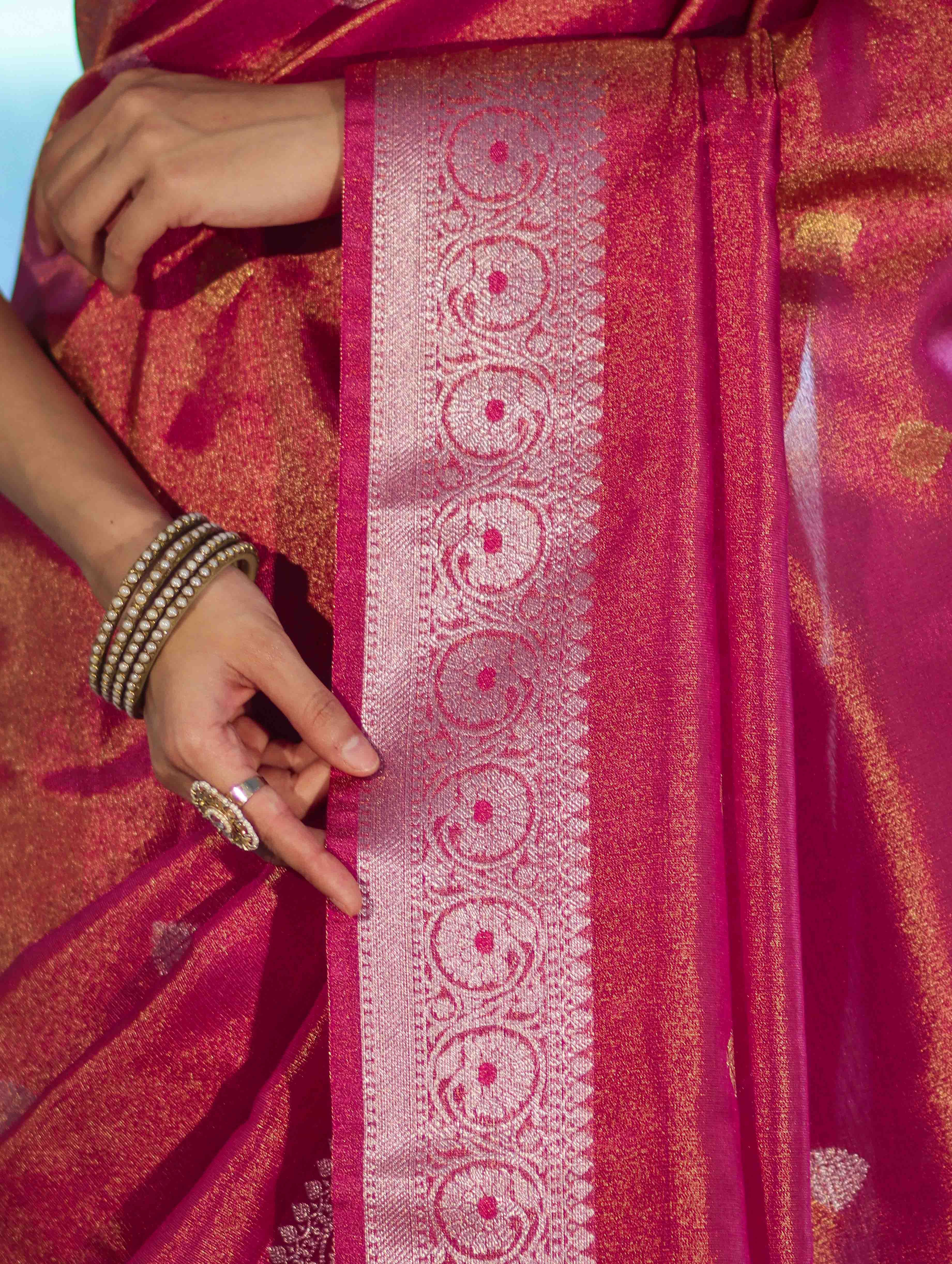 Banarasee Handloom Dual Tone Shimmer Silk Saree With Buti Design & Meena Border-Pink