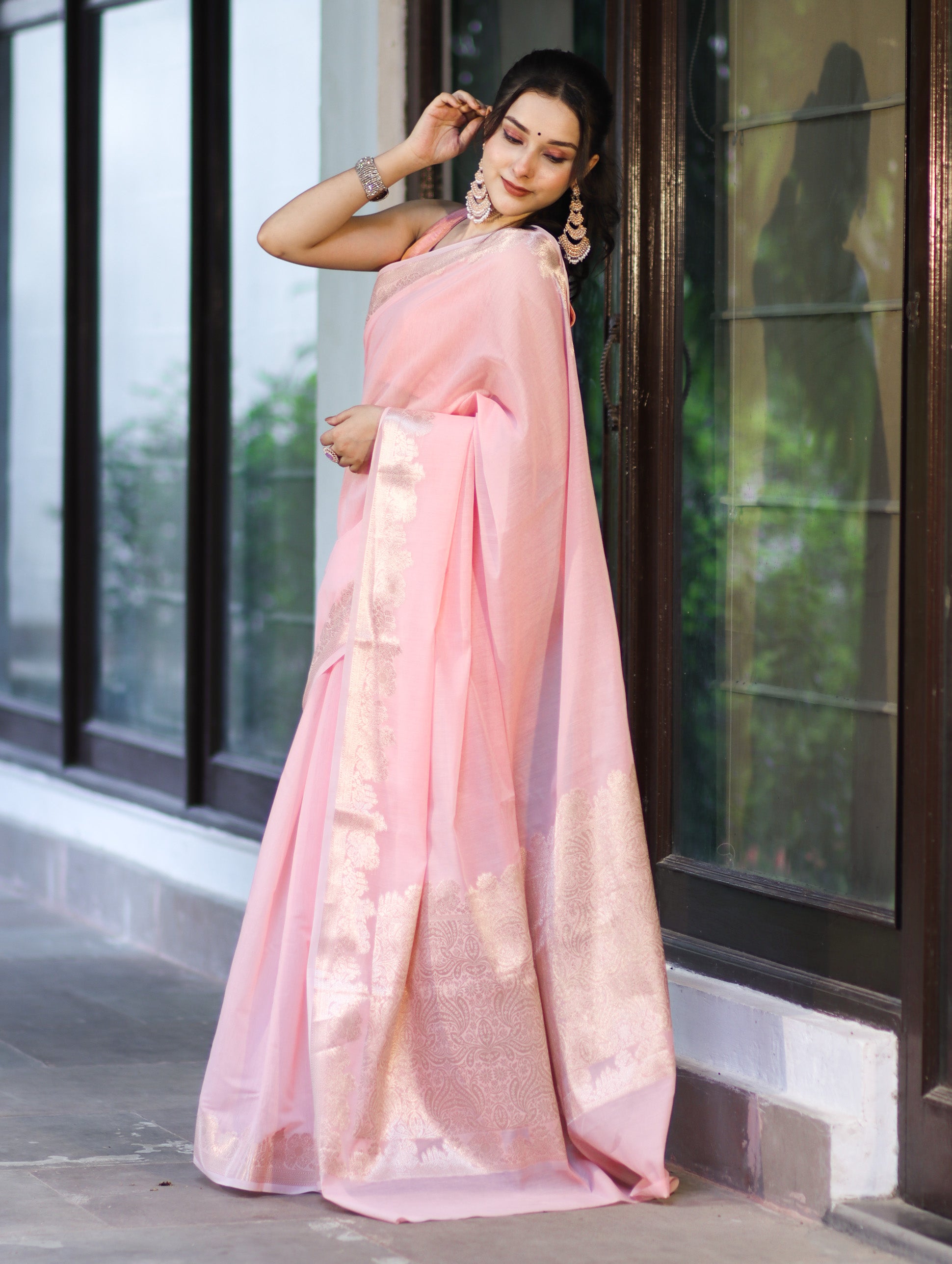 Banarasee Handloom Cotton Silk Plain Saree With Floral Zari Border-Light Pink