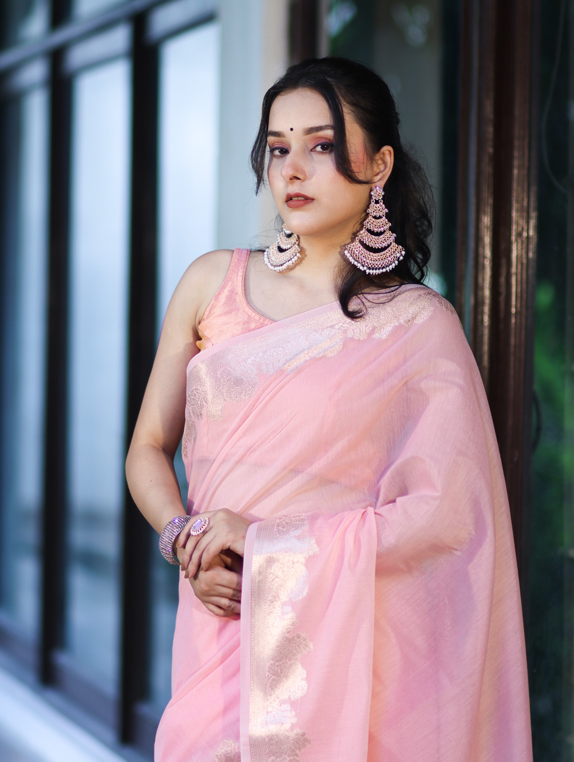 Banarasee Handloom Cotton Silk Plain Saree With Floral Zari Border-Light Pink