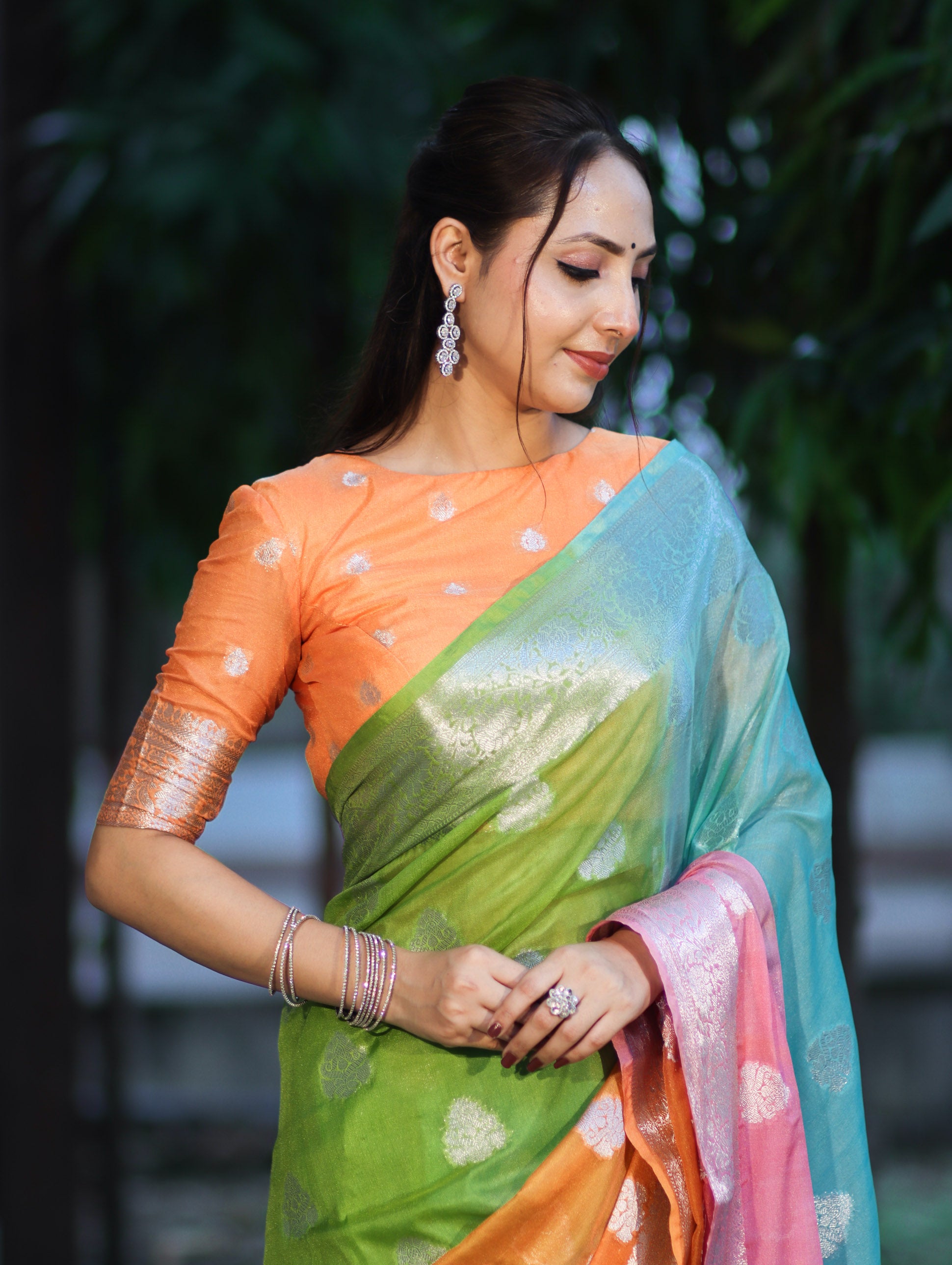 Banarasee Handwoven Semi-Chiffon Saree With Zari Work-Multicolor