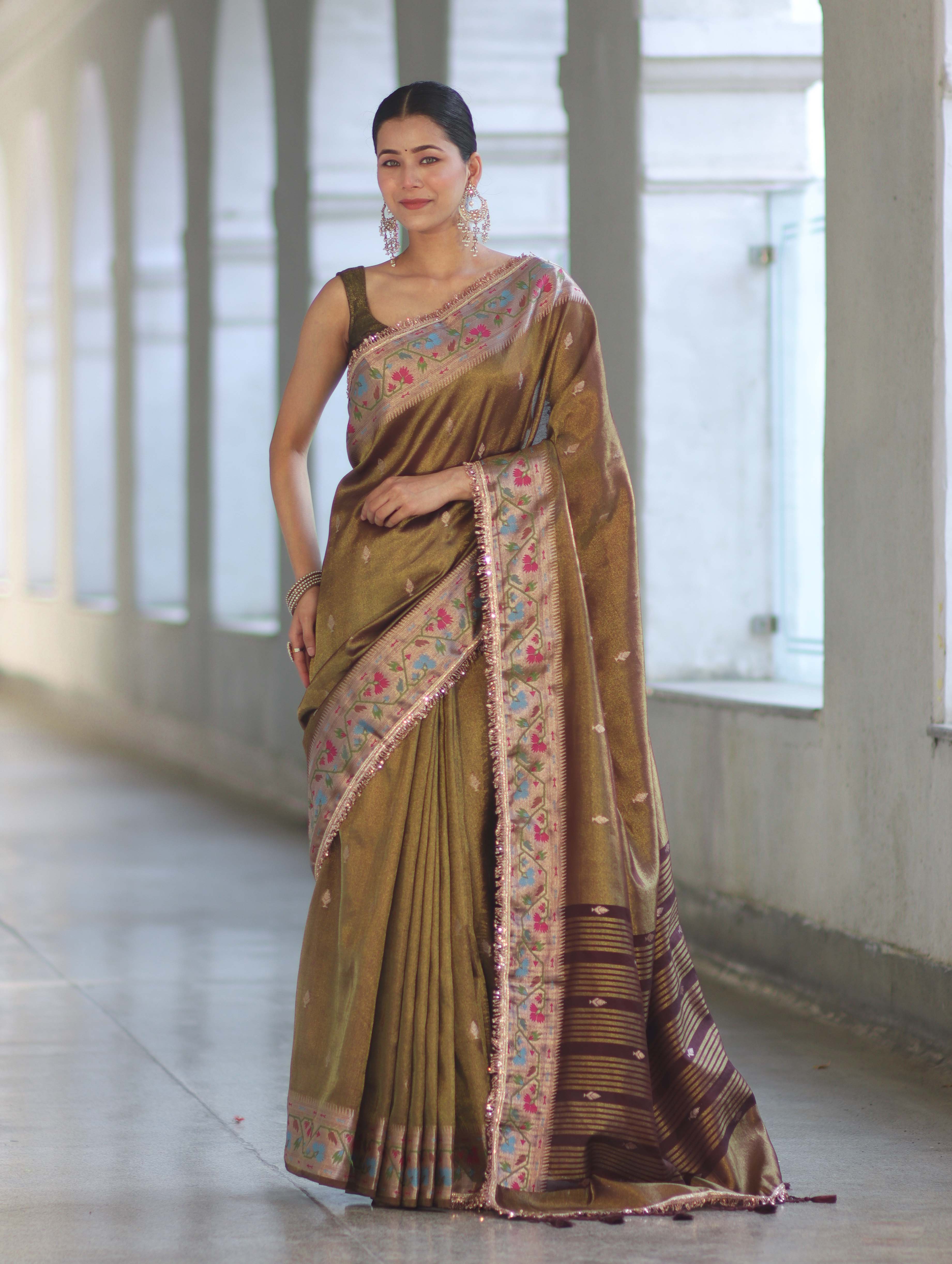 Banarasee Handloom Dual Tone Shimmer Silk Saree With Buti Design & Lace Border-Olive Green