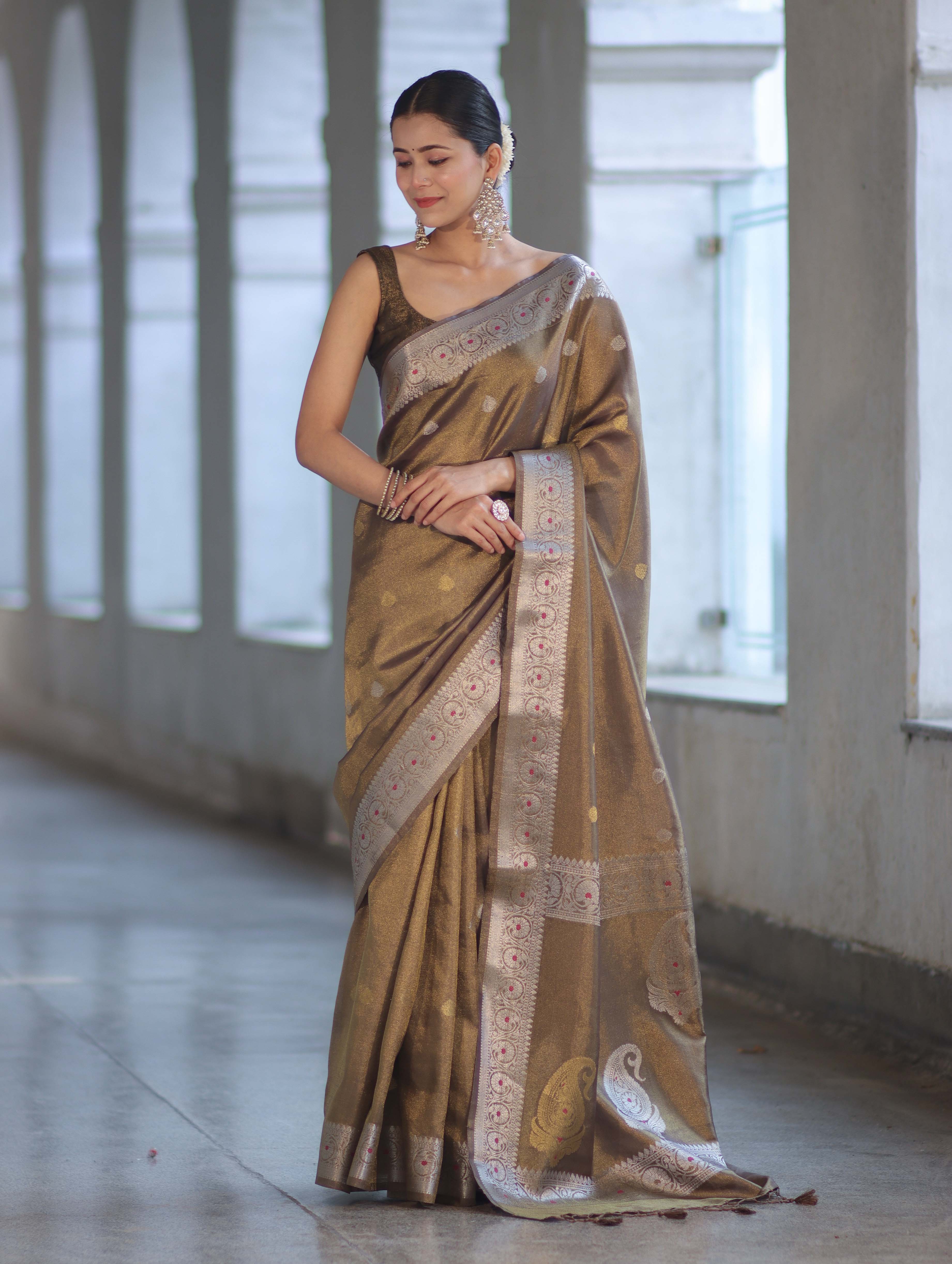 Banarasee Handloom Dual Tone Shimmer Silk Saree With Buti Design & Meena Border-Olive Green