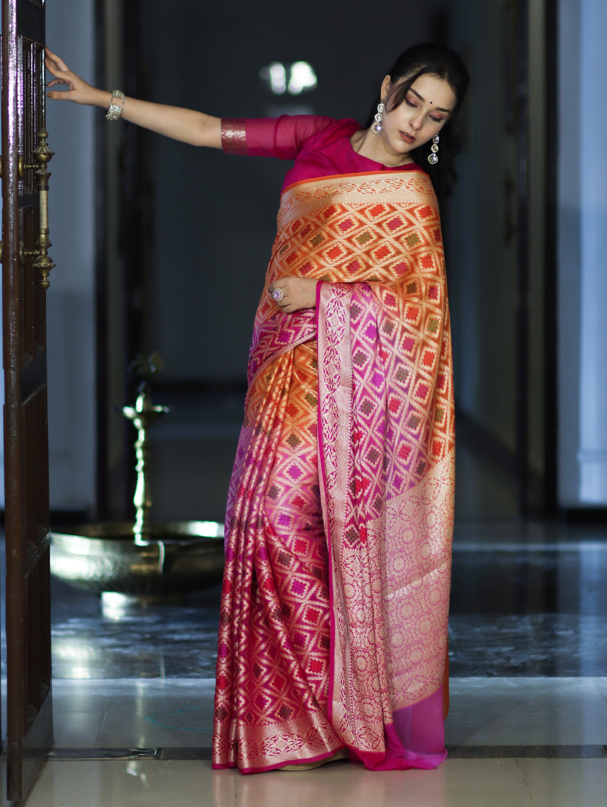 Banarasee Handloom Dual Color Pure Chiffon Saree With Resham Jaal Work-Pink & Orange