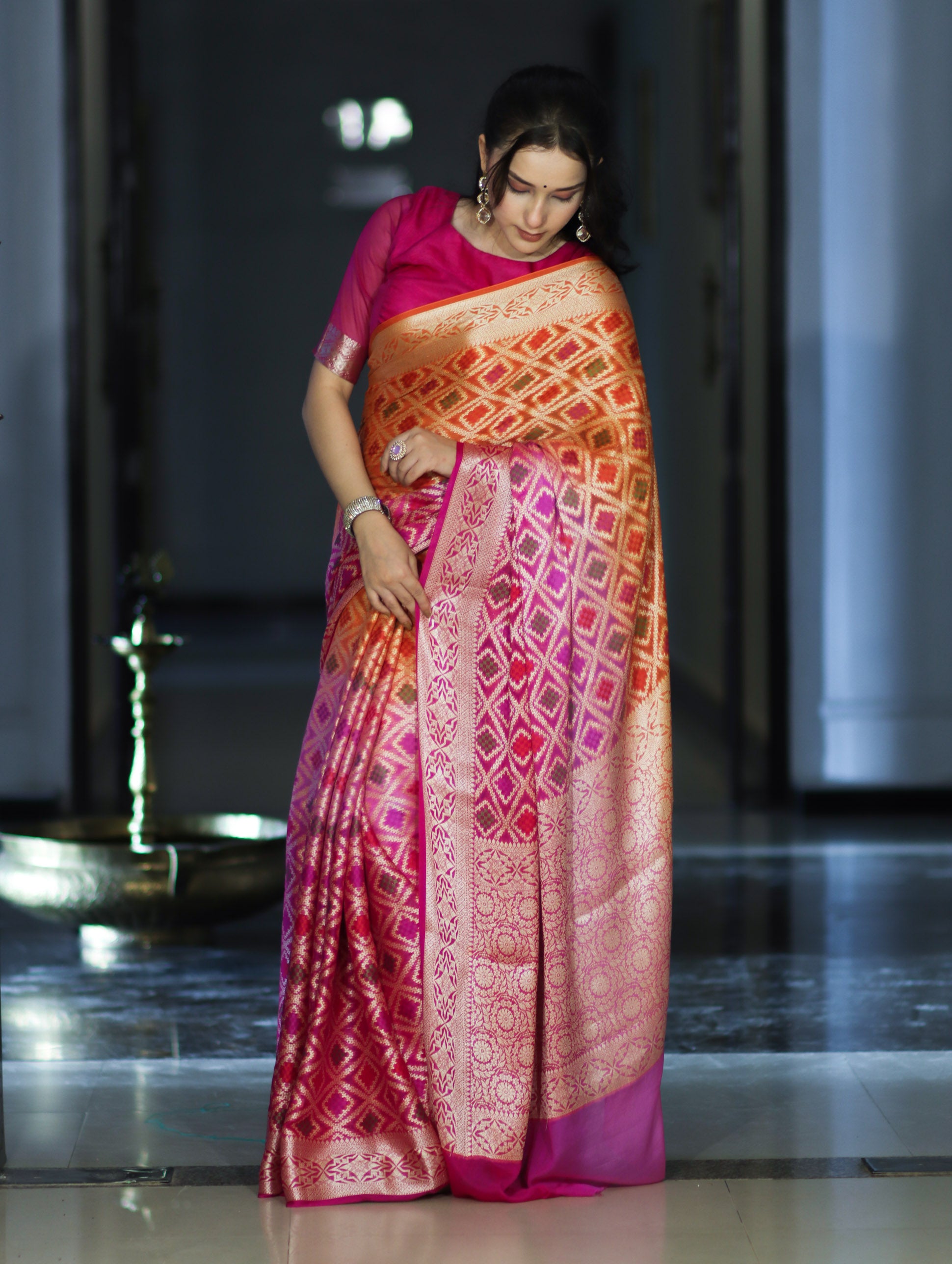 Banarasee Handloom Dual Color Pure Chiffon Saree With Resham Jaal Work-Pink & Orange