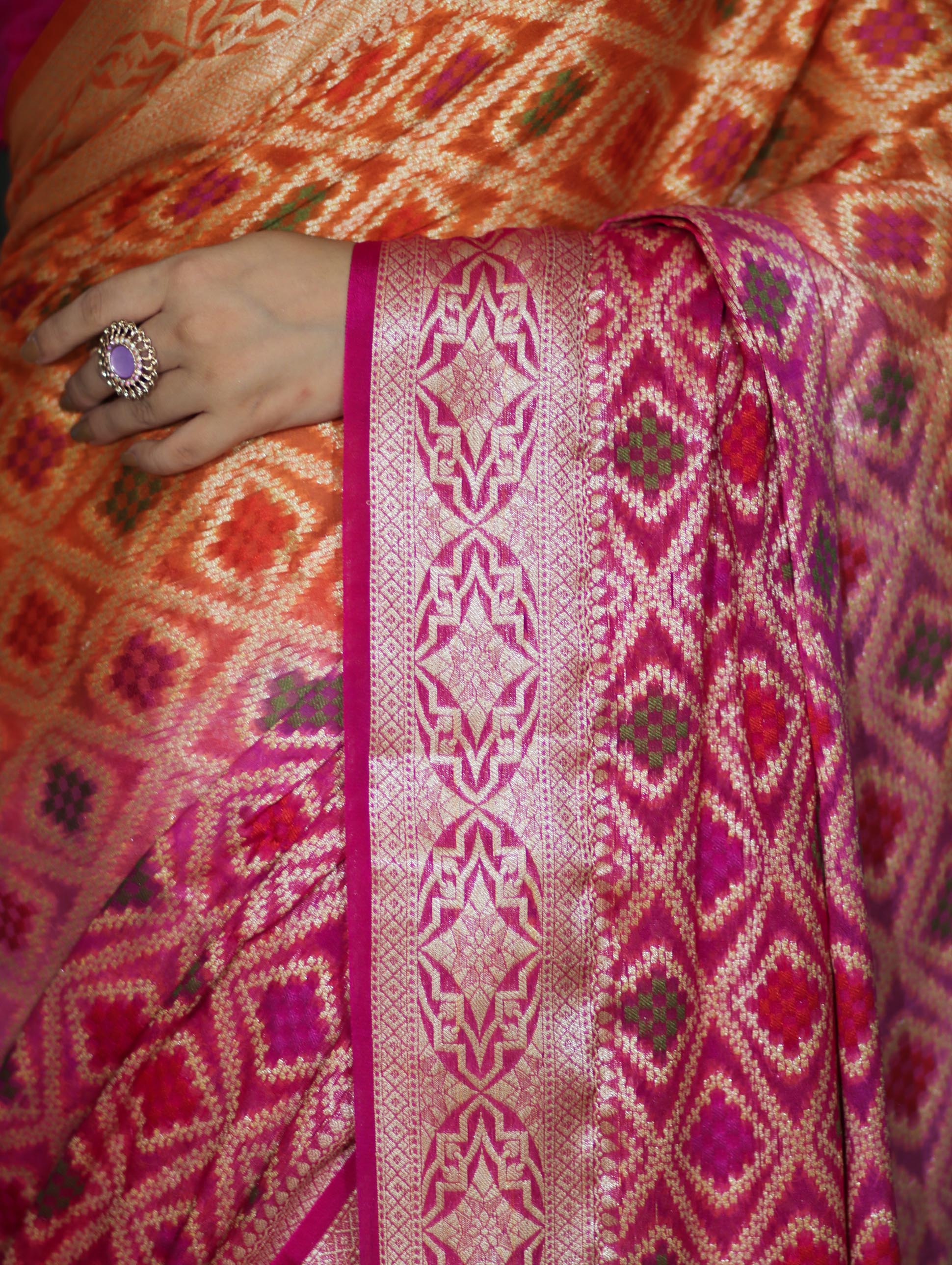 Banarasee Handloom Dual Color Pure Chiffon Saree With Resham Jaal Work-Pink & Orange