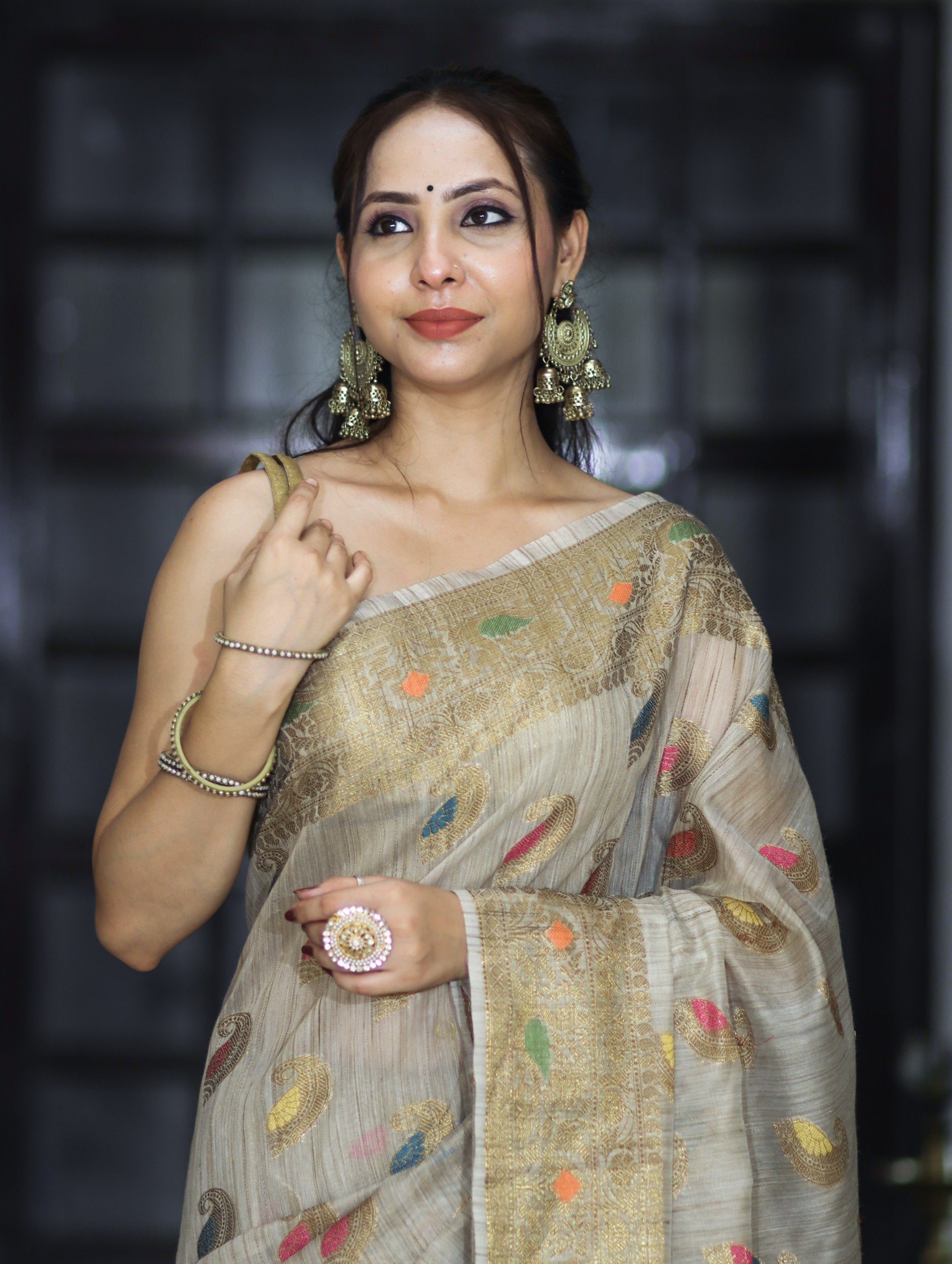 Banarasee Handloom Cotton Silk Saree With Antique Zari Buta Work & Border-Grey