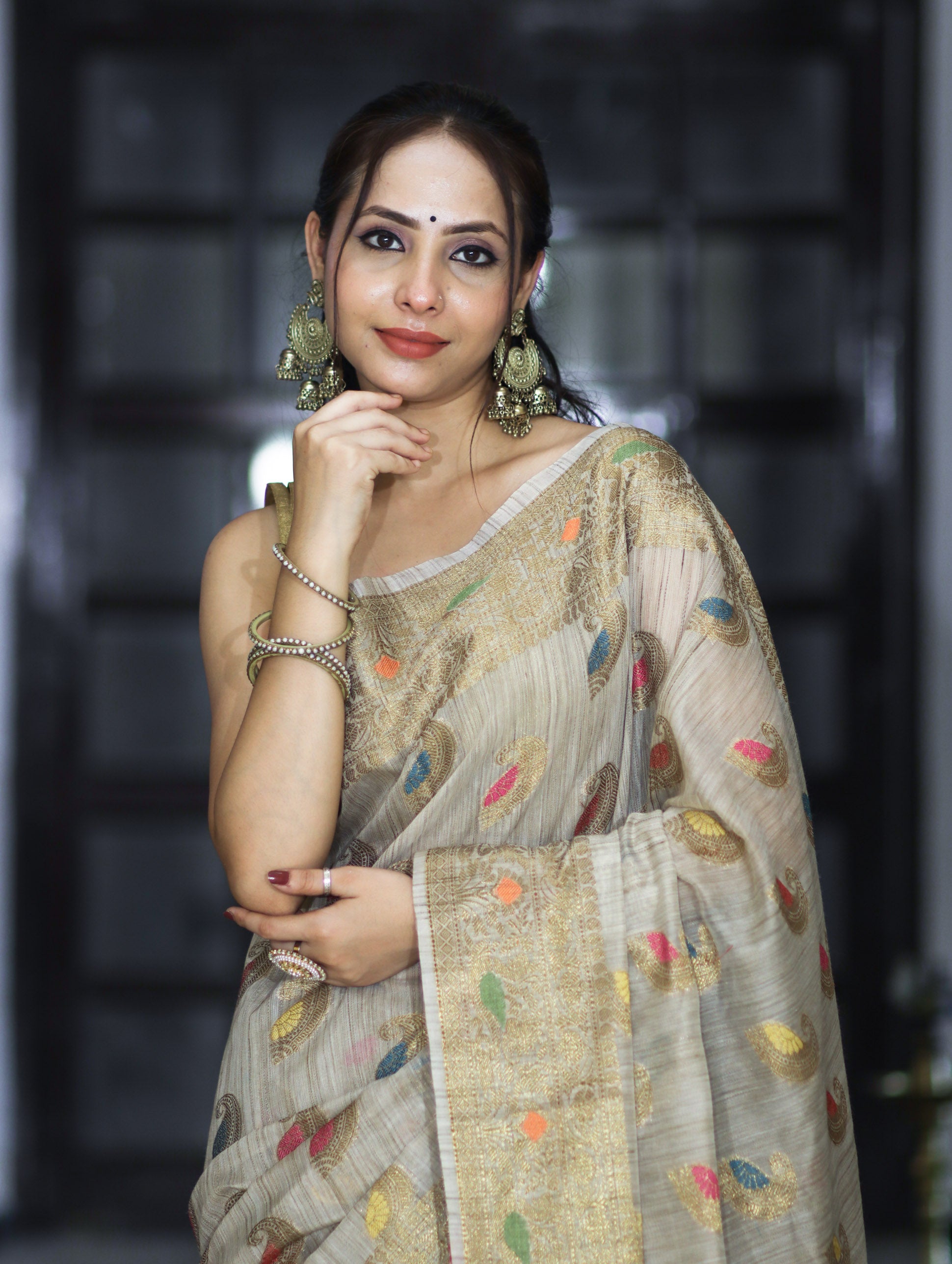 Banarasee Handloom Cotton Silk Saree With Antique Zari Buta Work & Border-Grey