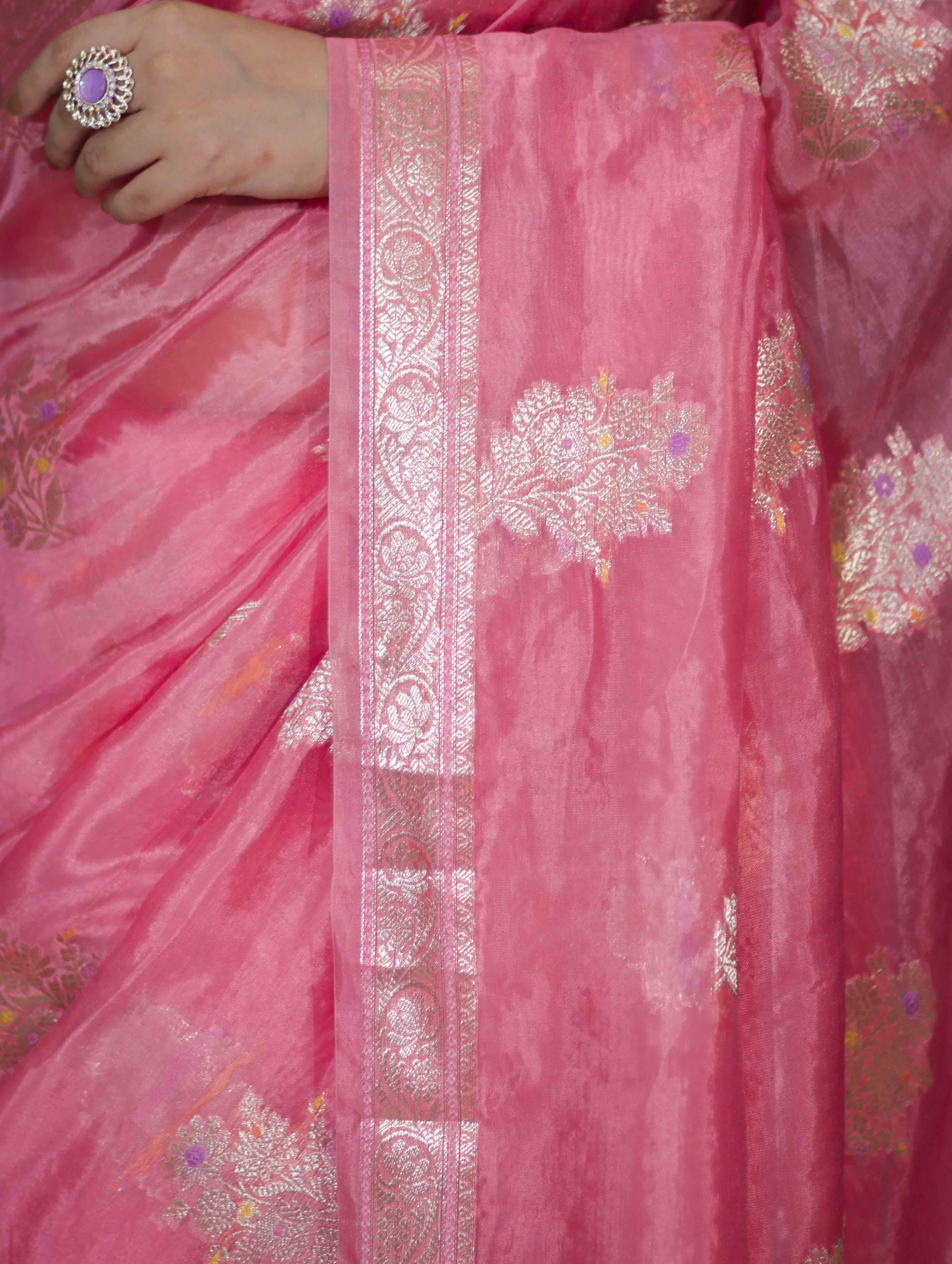 Banarasee Handloom Dupion Silk Saree With Zari Floral Buta Design & Border-Peachy Pink