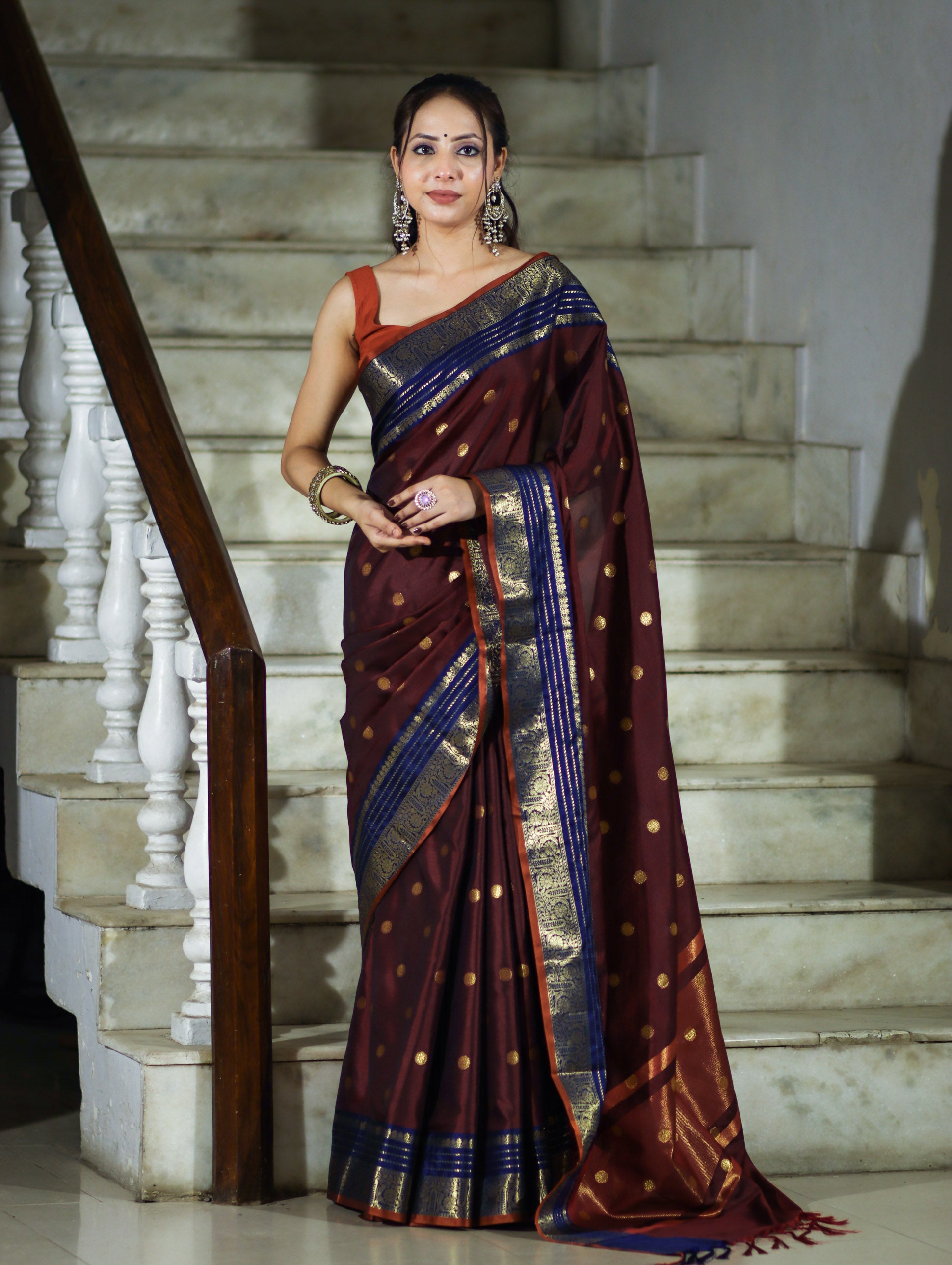 Banarasee Handloom Semi Silk Saree With Buti Design & Contrast Border-Burgundy & Blue