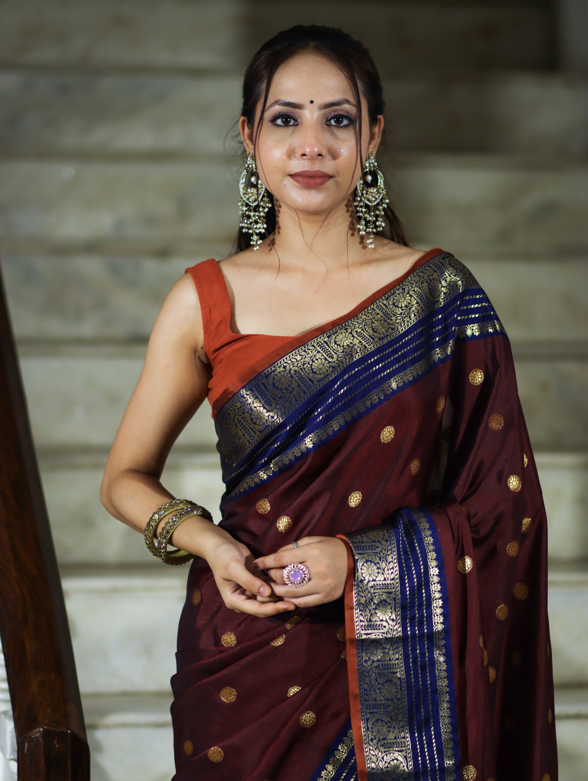 Banarasee Handloom Semi Silk Saree With Buti Design & Contrast Border-Burgundy & Blue