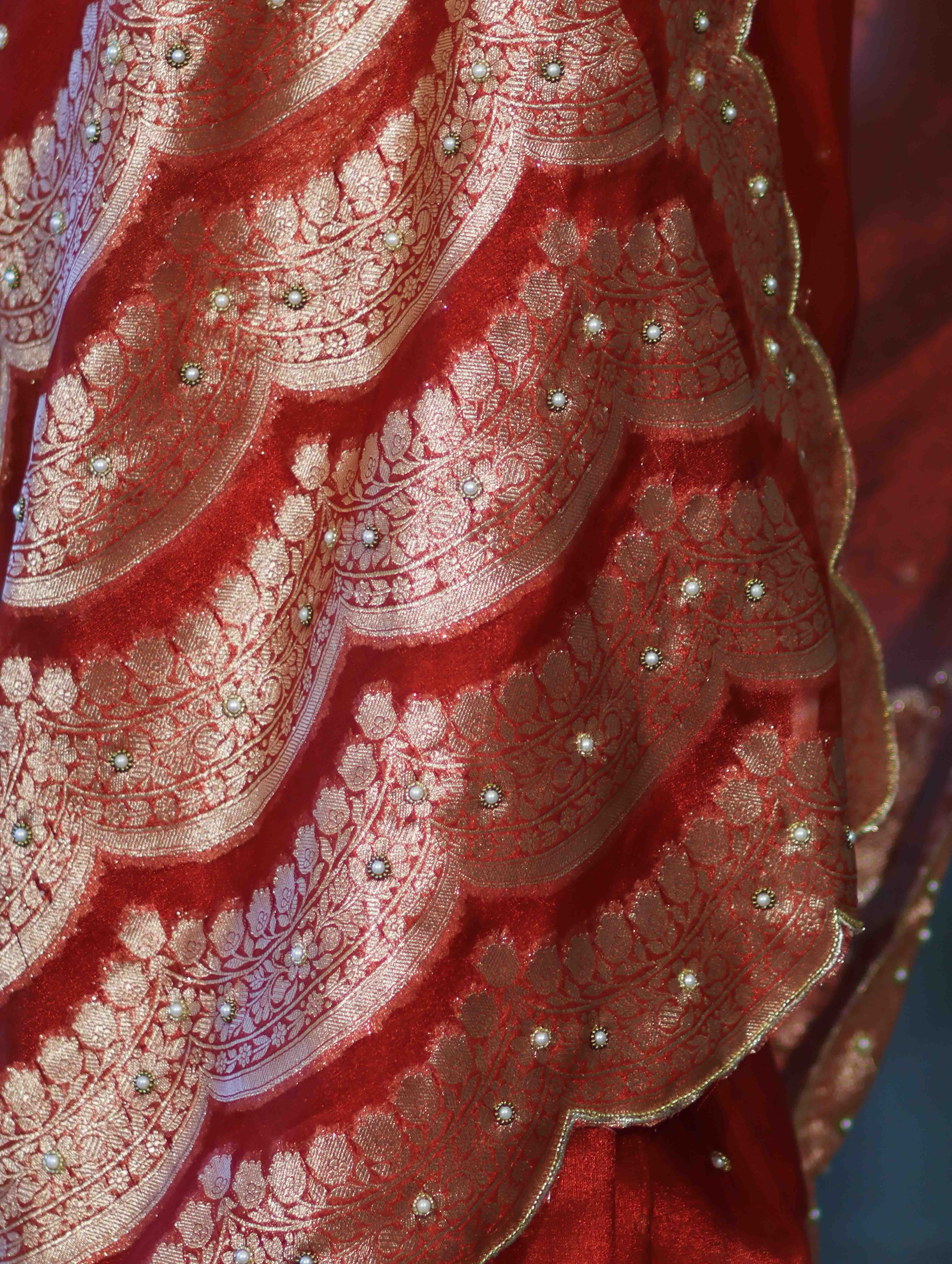 Banarasee Soft Tissue Saree With Handwork Pearl Motifs & Scallop Border-Red