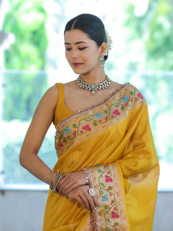Banarasee Handloom Dual Tone Shimmer Silk Saree With Buti Design & Lace Border-Yellow