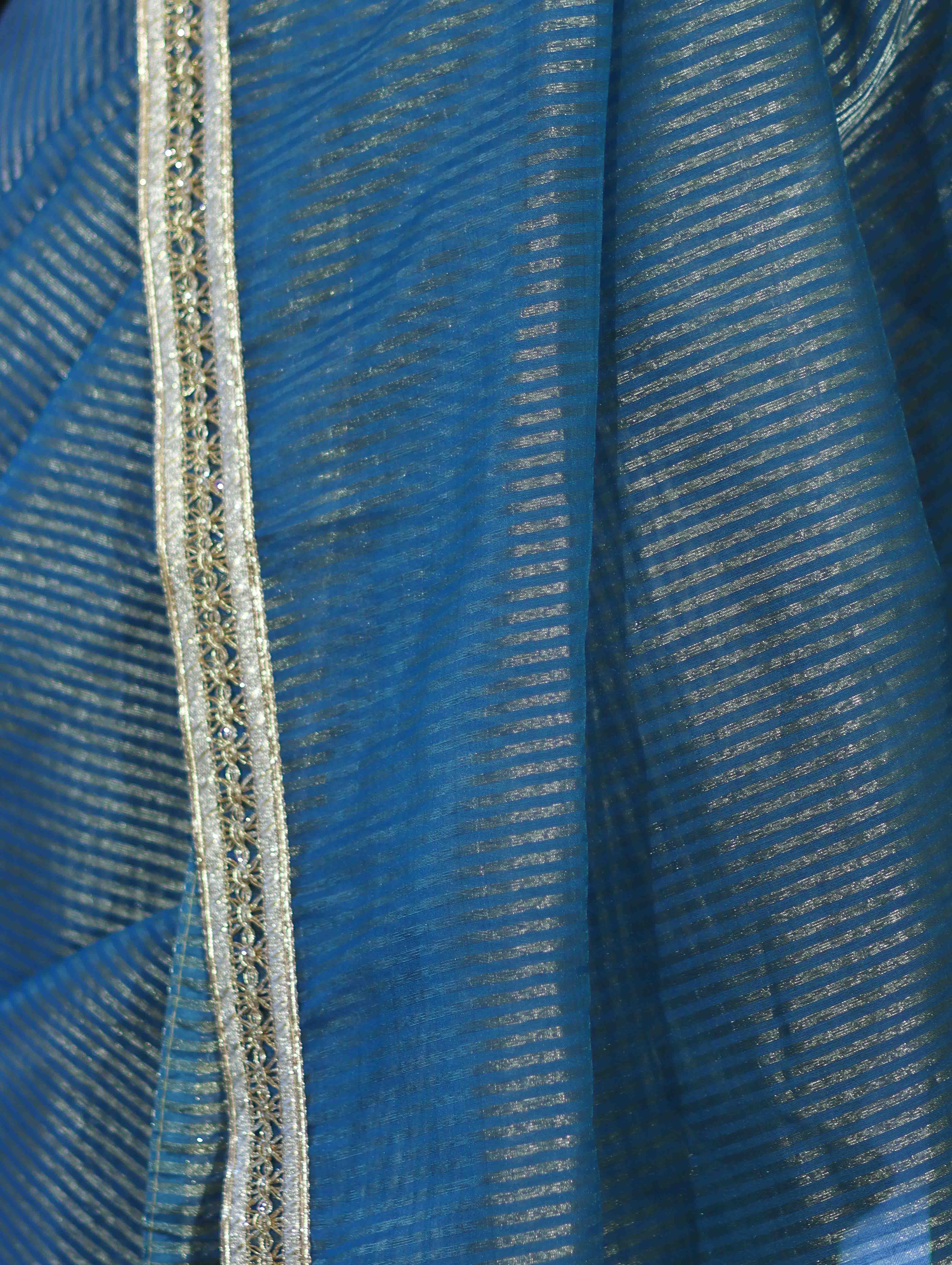 Banarasee Handloom Soft Tissue Saree With Stripe Pattern & Lace Border-Light Blue