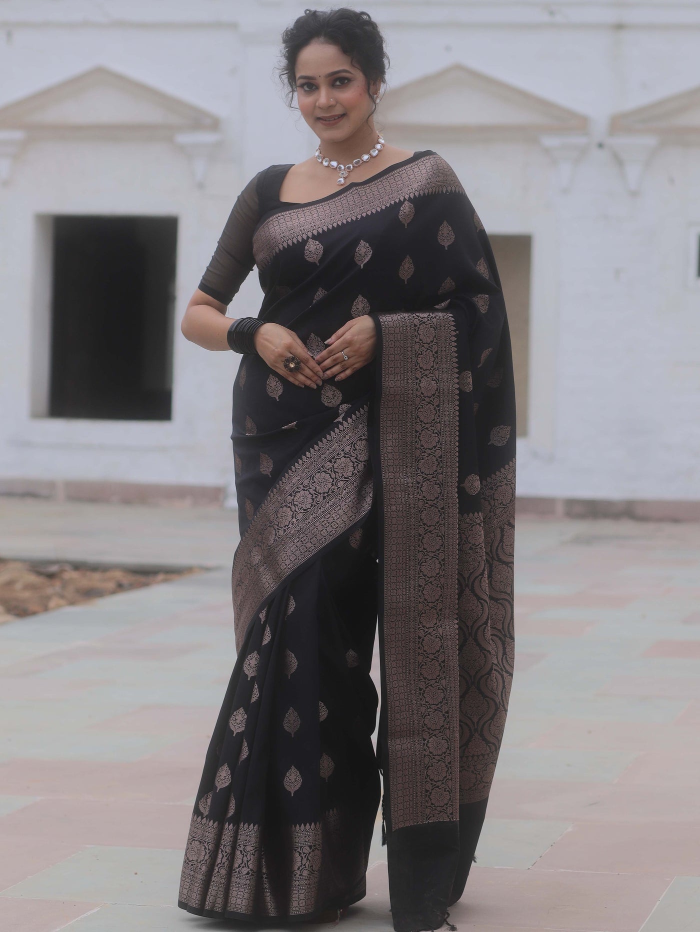Sarai Black Dupatta