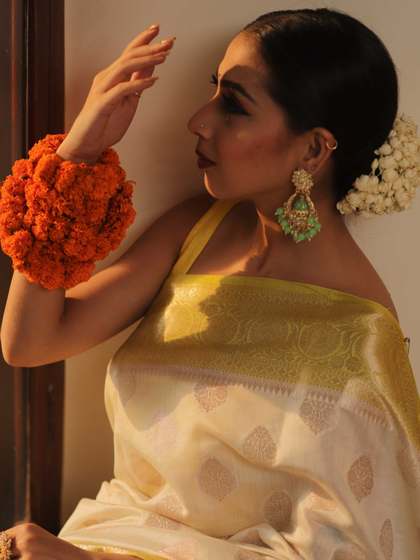 Banarasee Handloom Pure Chiniya Silk Saree With Zari Work & Contrast Border-White & Yellow