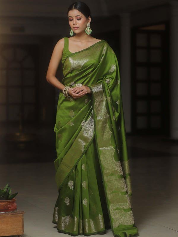Banarasee Handwoven Semi Silk Saree With Zari Buti Design-Heena Green