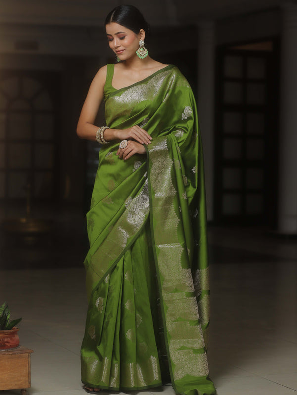 Banarasee Handwoven Semi Silk Saree With Zari Buti Design-Heena Green