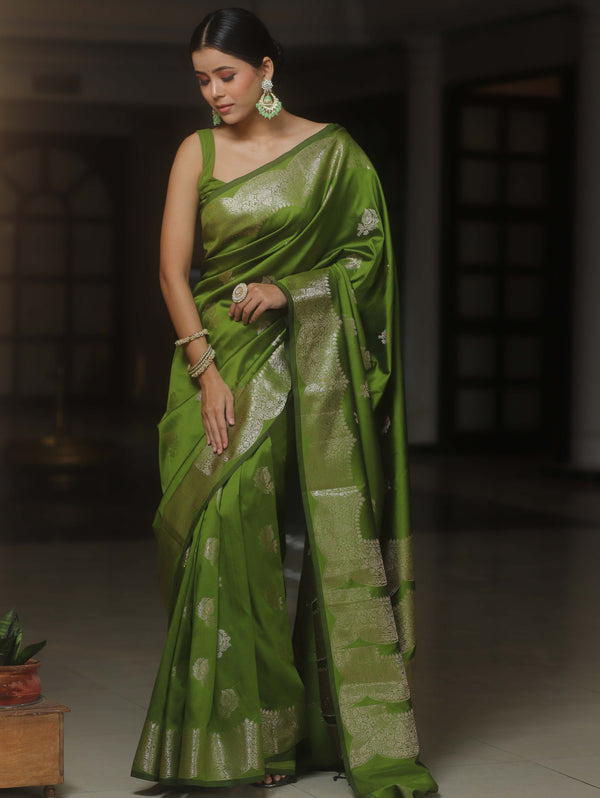 Banarasee Handwoven Semi Silk Saree With Zari Buti Design-Heena Green