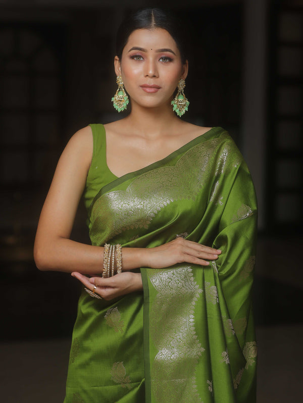 Banarasee Handwoven Semi Silk Saree With Zari Buti Design-Heena Green