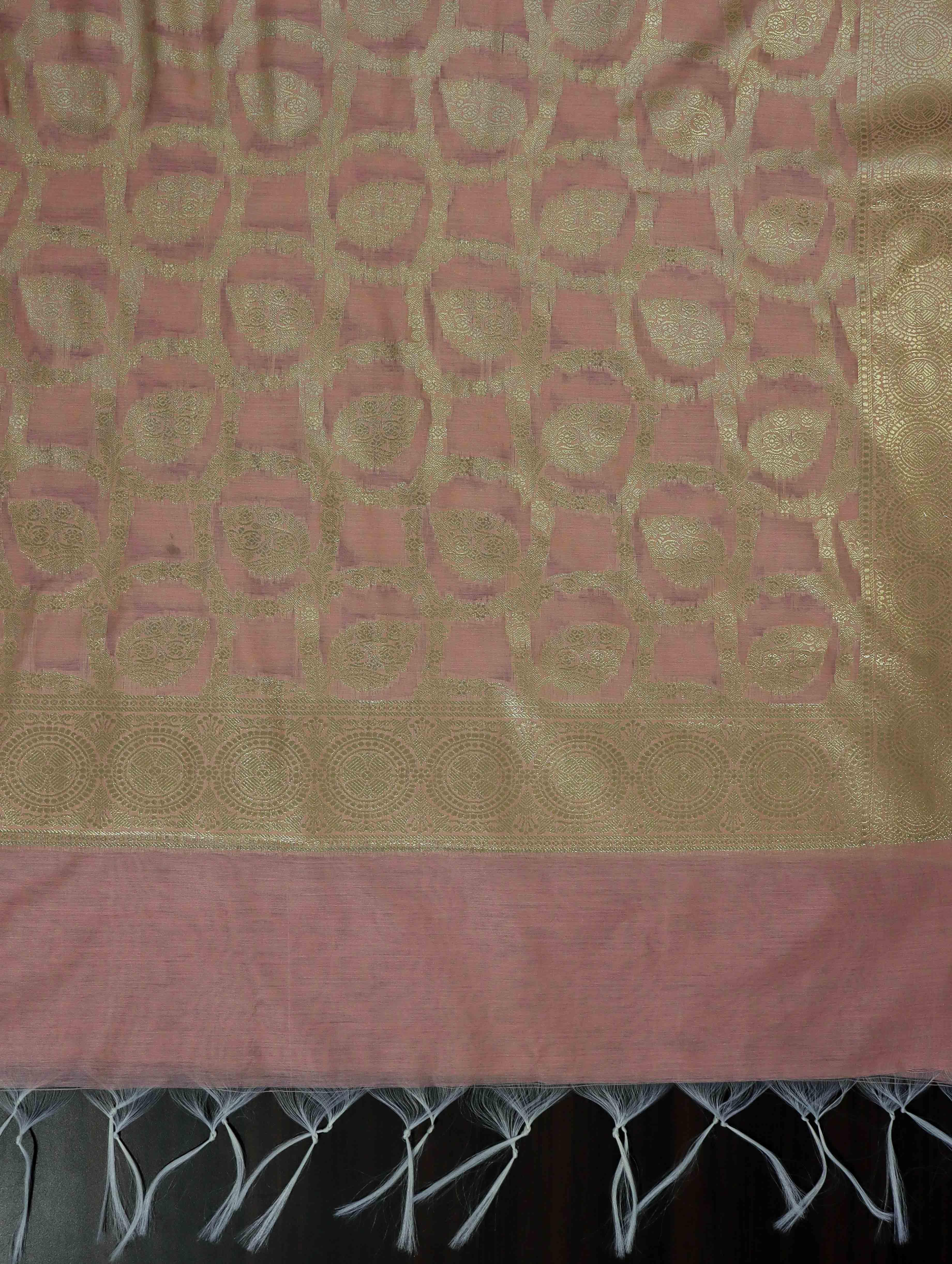 Banarasee Cotton Silk Dupatta With Zari Woven Jaal Design-Peach