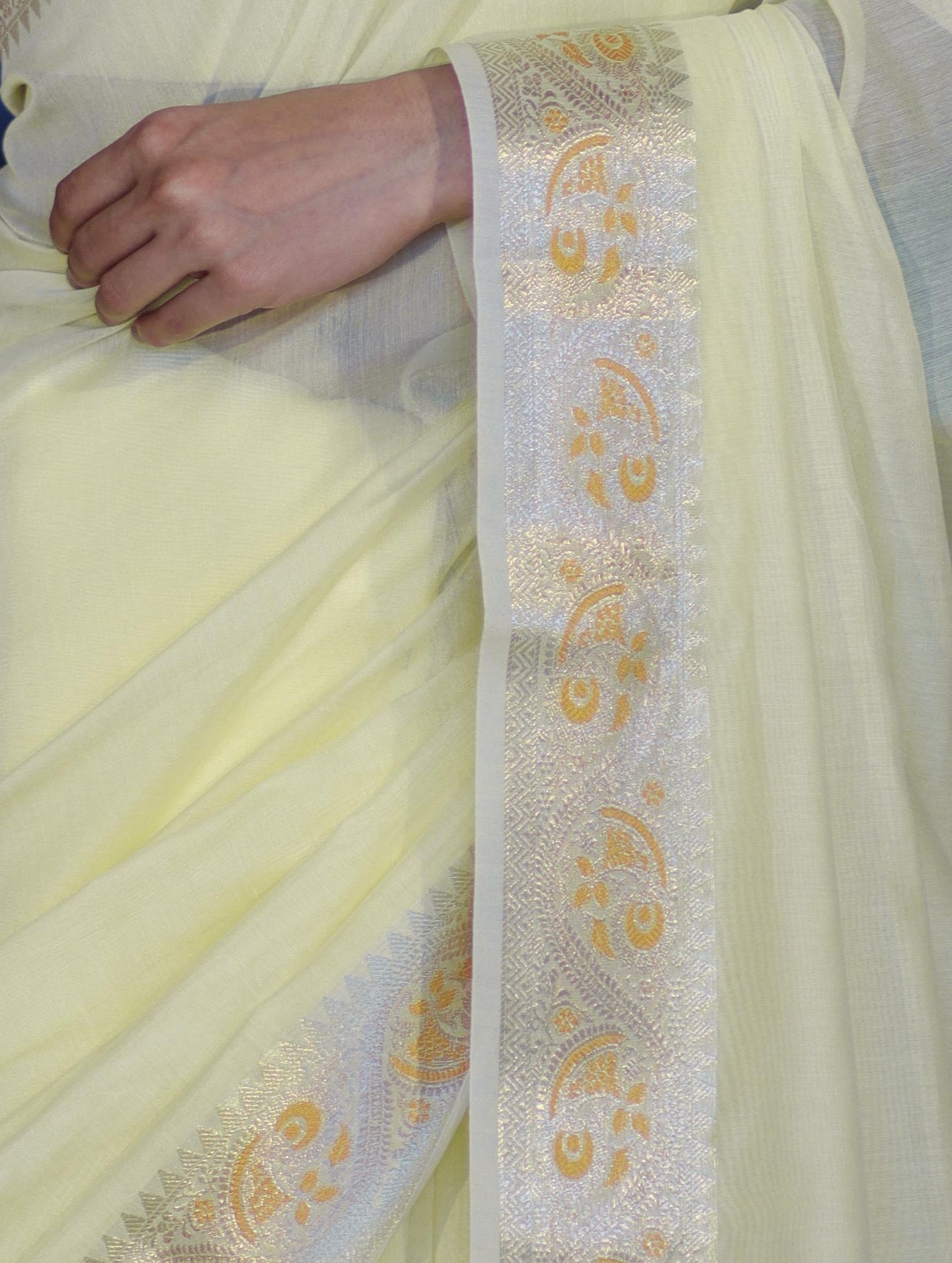 Banarasee Cotton Silk Plain Saree With Floral Zari Border-Light Yellow